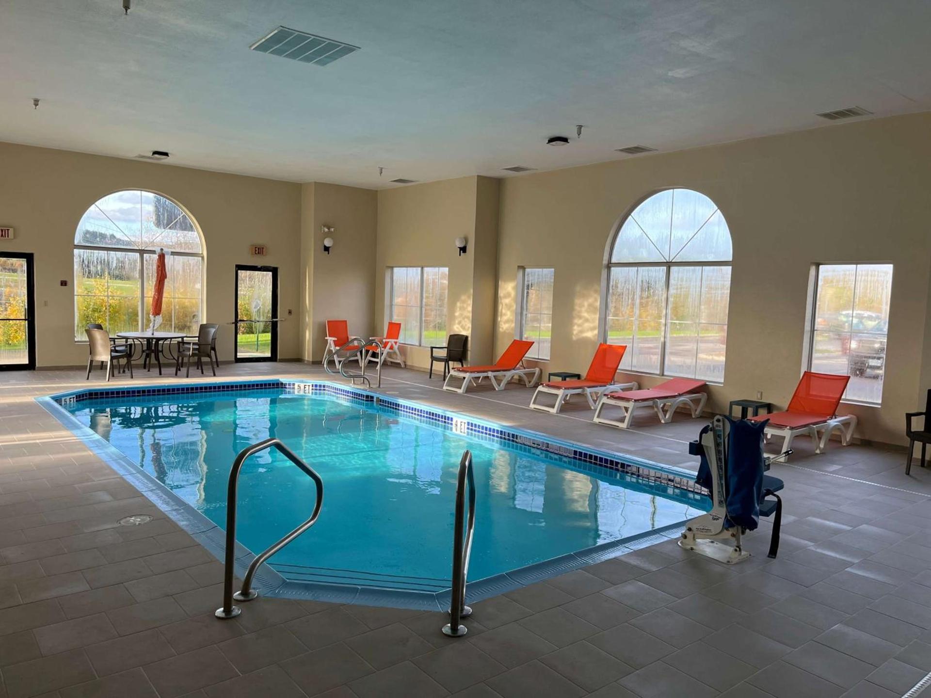 Wingate by Wyndham Clearfield photo 6