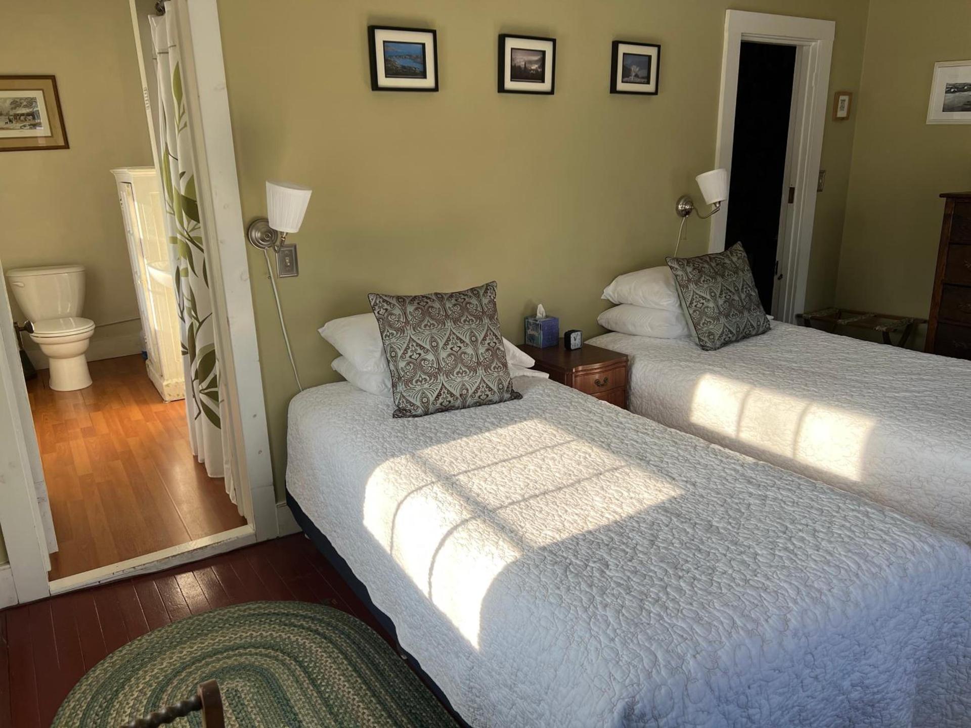 Shoreham Inn Bed & Breakfast photo 19