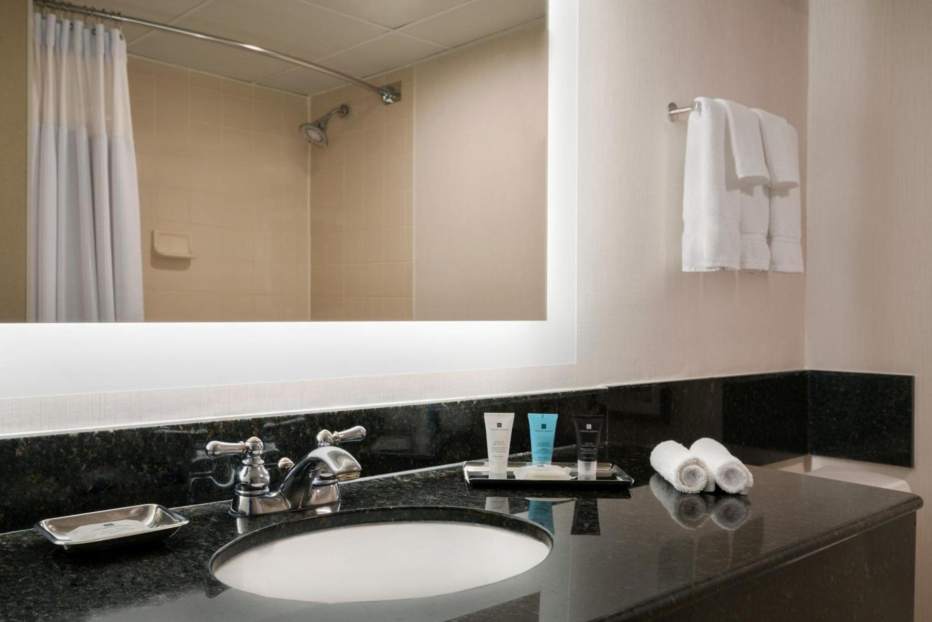 Crowne Plaza Englewood by IHG photo 23