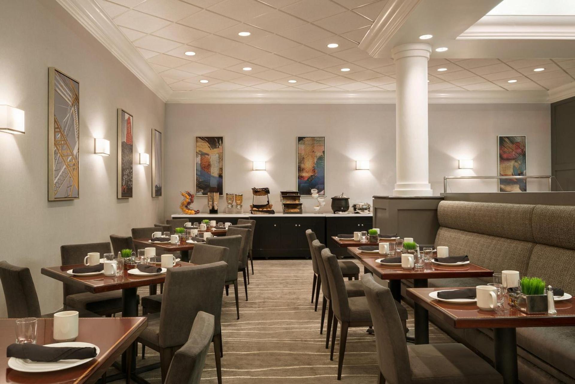 Crowne Plaza Englewood by IHG photo 16
