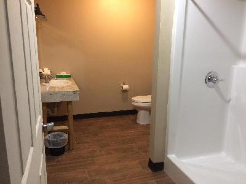 Big Horse Inn and Suites photo 6