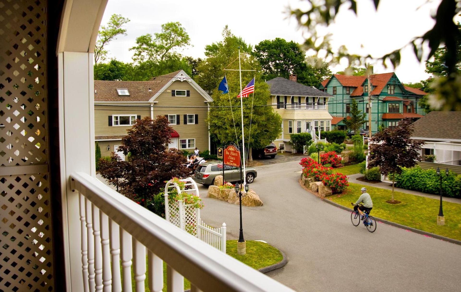 Bar Harbor Manor photo 36