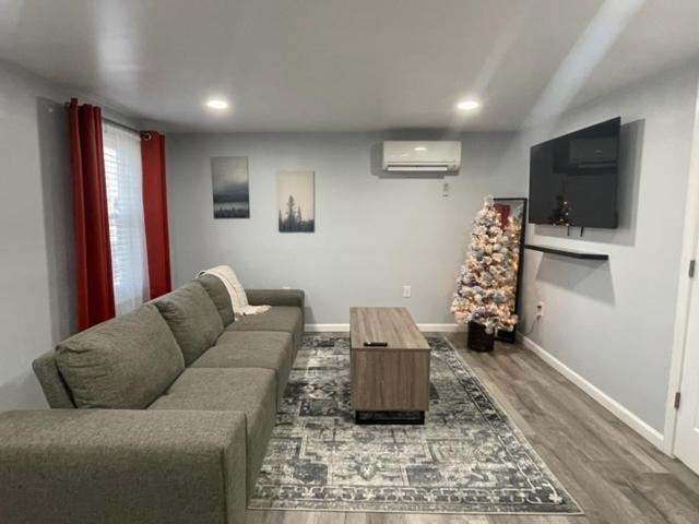 Veda Inn & Cottages photo 18