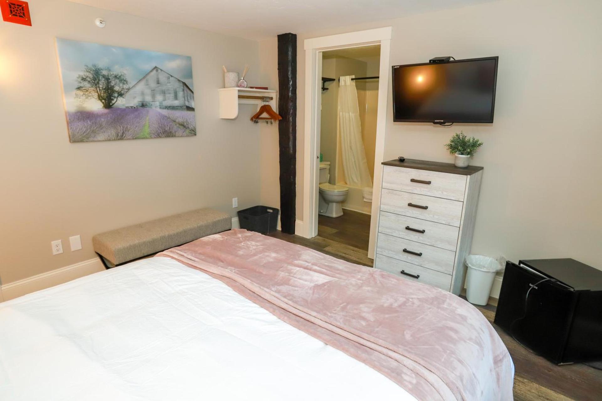 Gunstock Inn & Suites photo 42