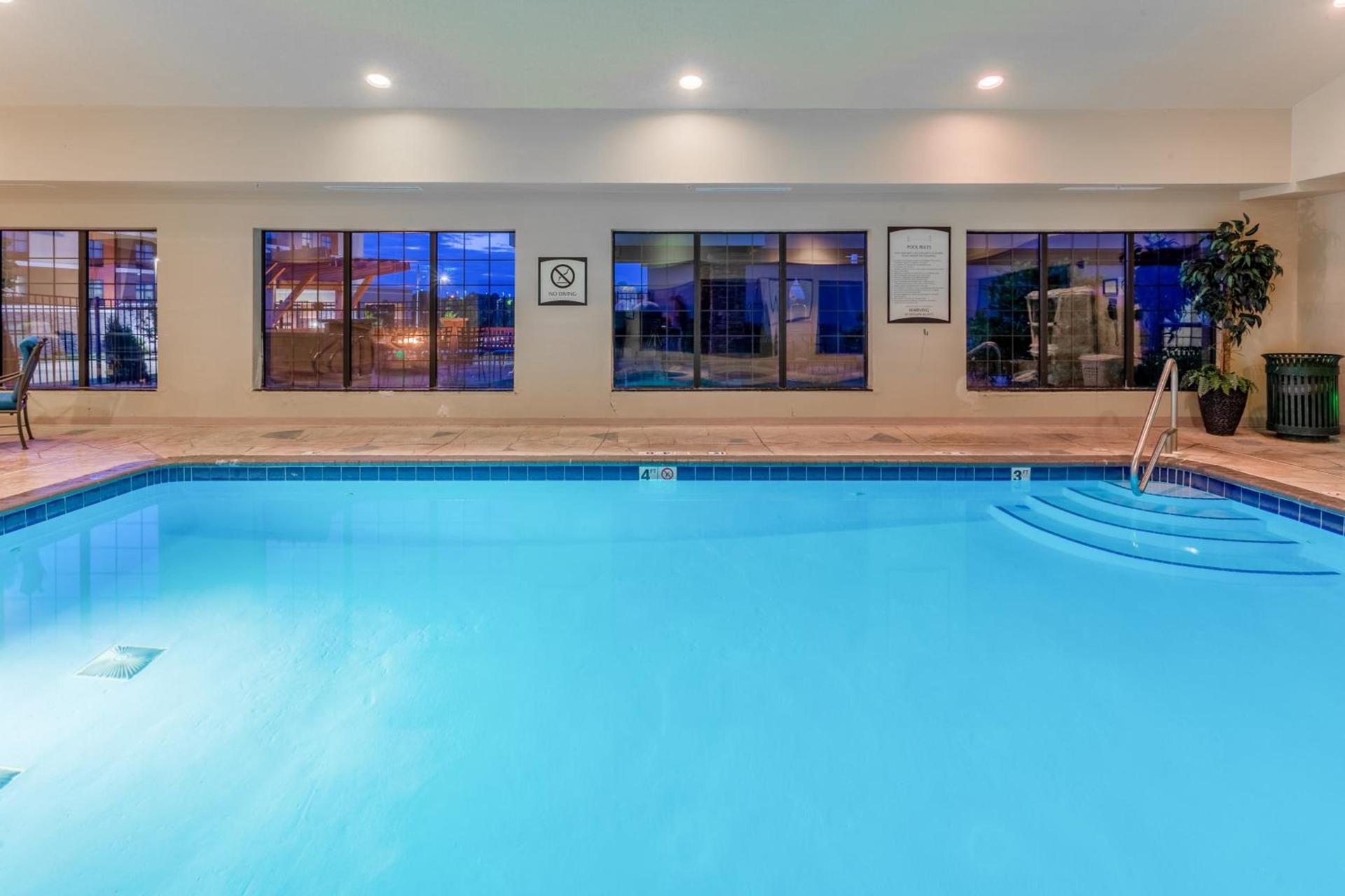 Staybridge Suites Davenport by IHG photo 3