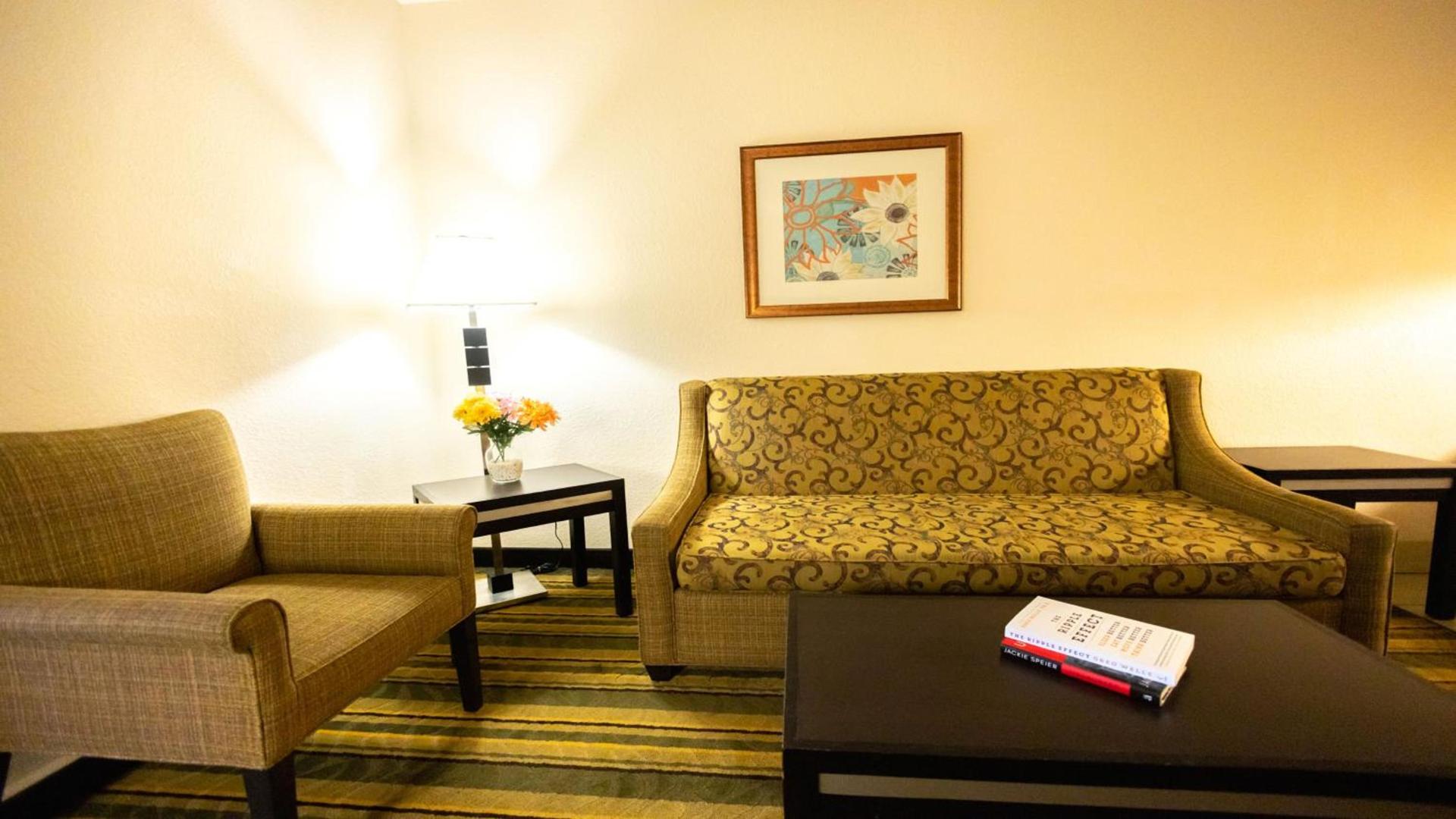 Holiday Inn Express Berkeley by IHG photo 56