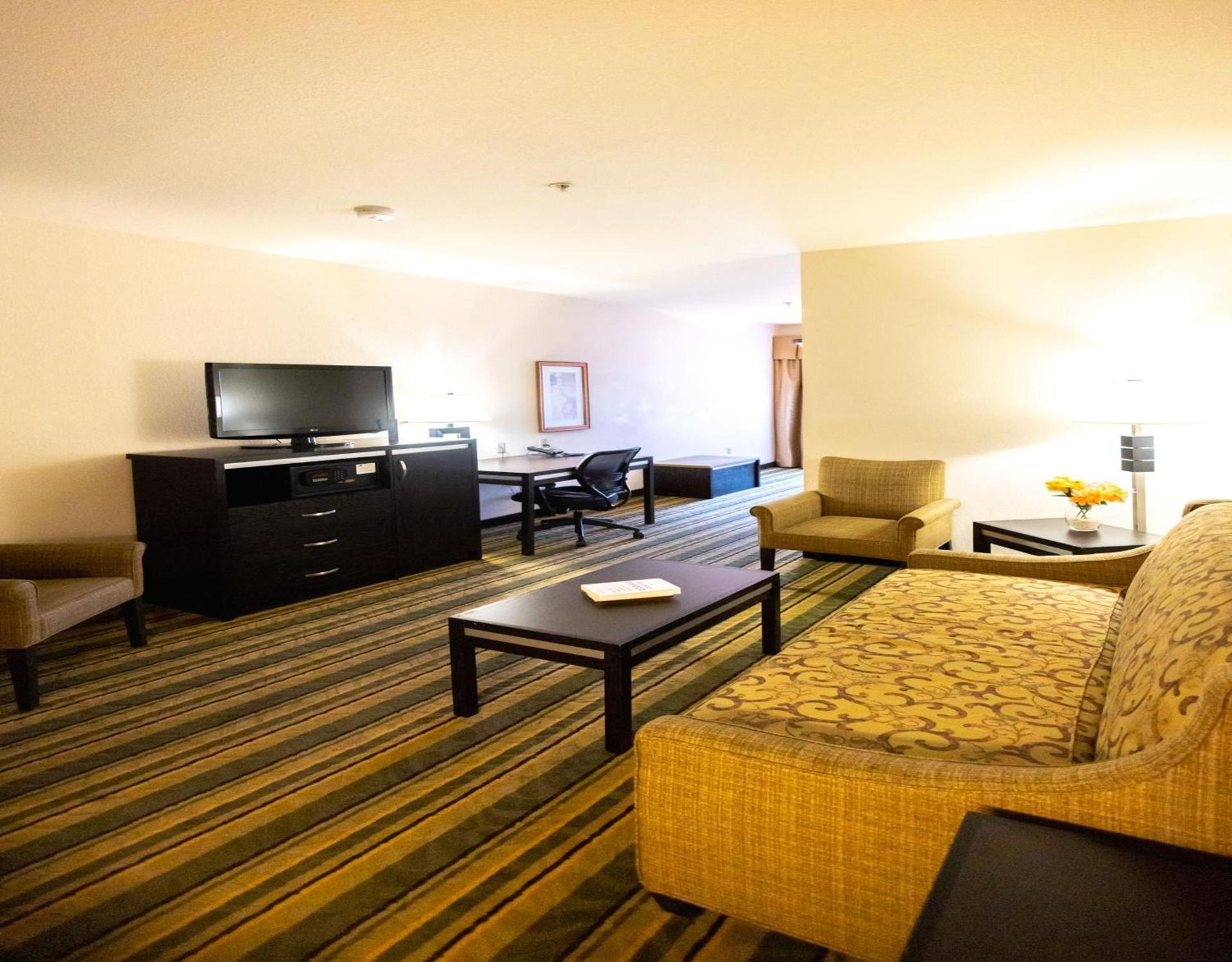 Holiday Inn Express Berkeley by IHG photo 51