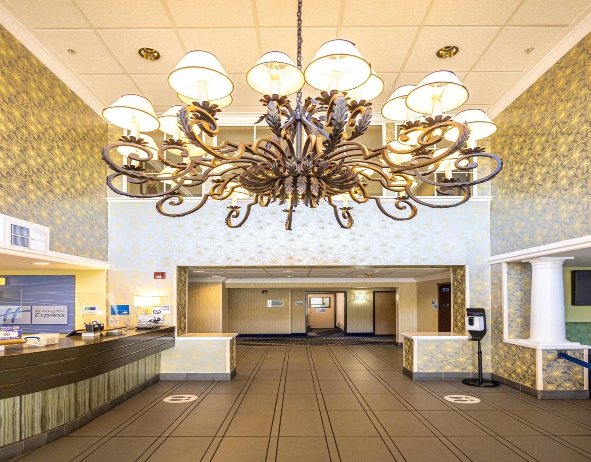 Holiday Inn Express Berkeley by IHG photo 52
