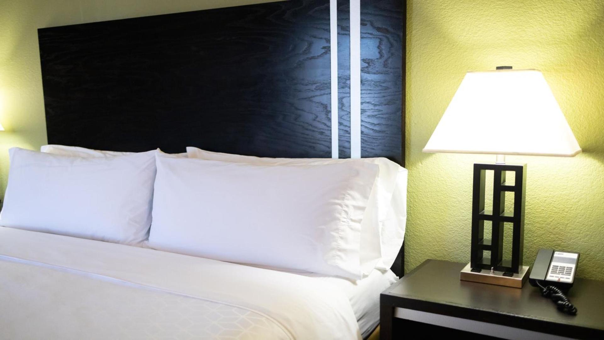 Holiday Inn Express Berkeley by IHG photo 61