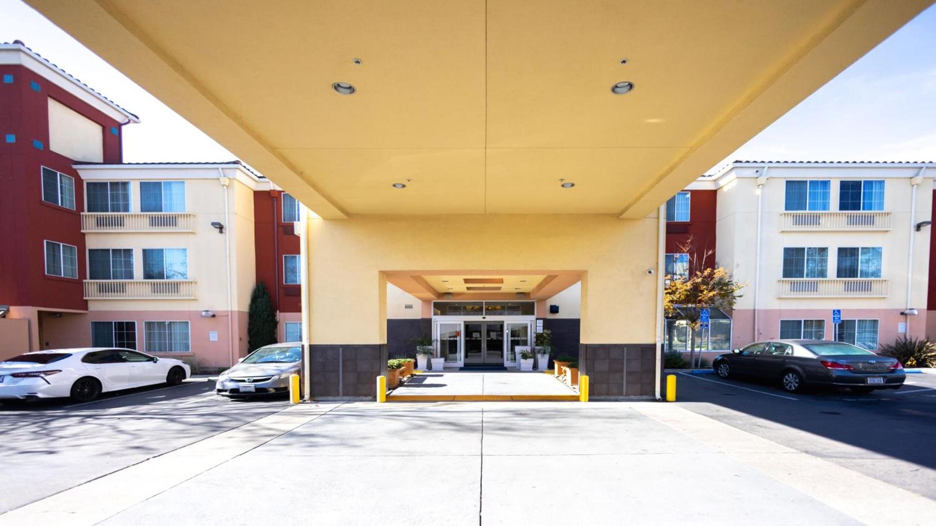 Holiday Inn Express Berkeley by IHG photo 94