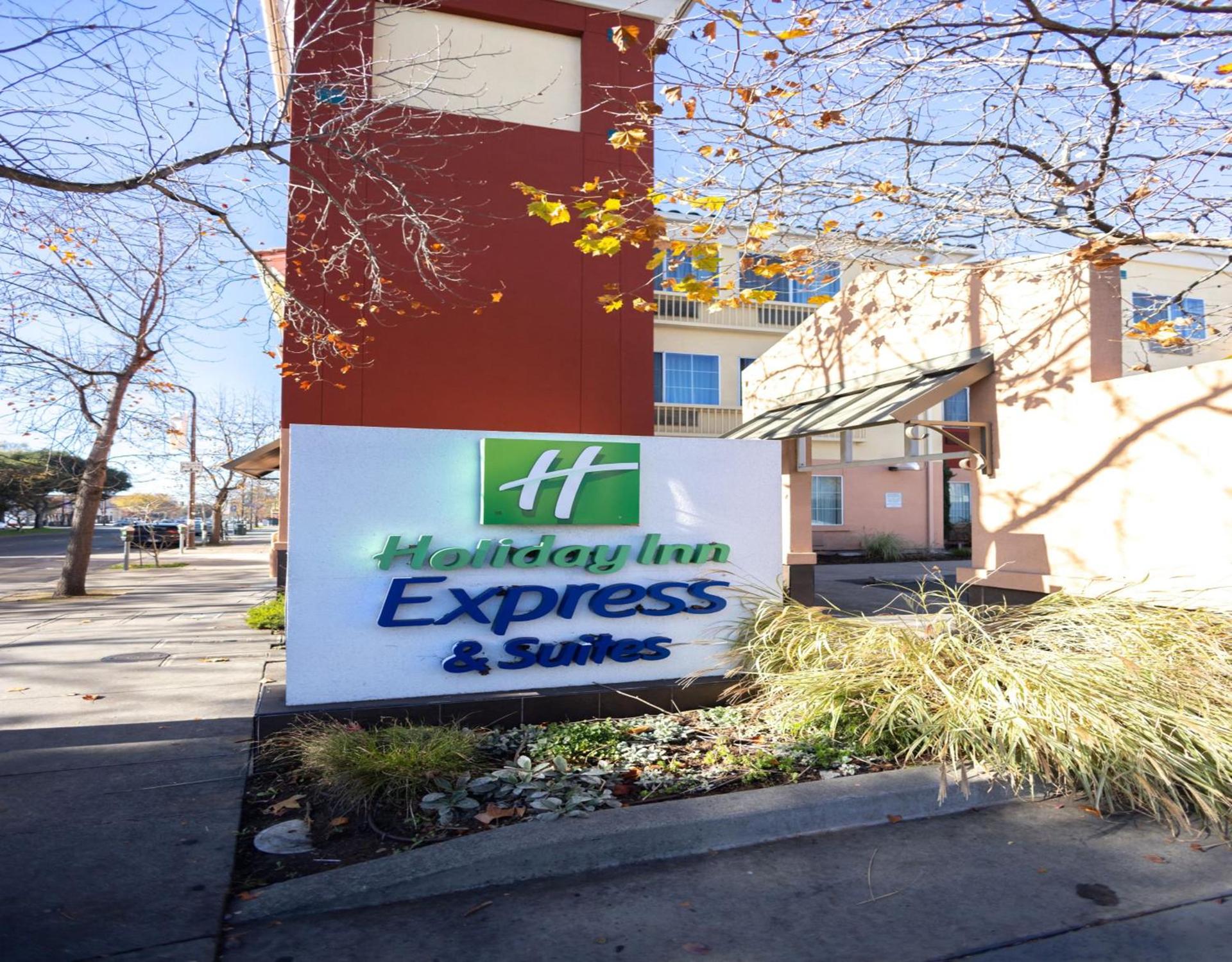 Holiday Inn Express Berkeley by IHG photo 96