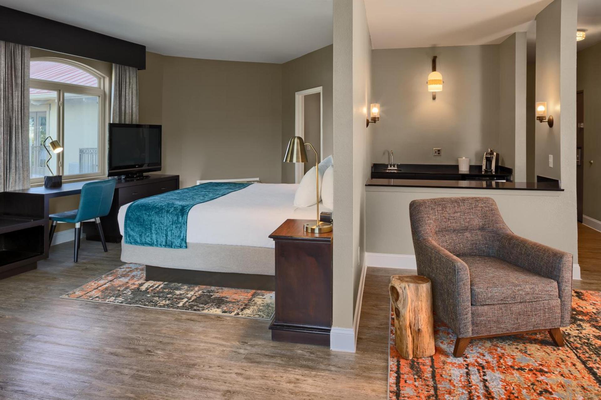 Hotel Indigo San Antonio Riverwalk by IHG photo 11
