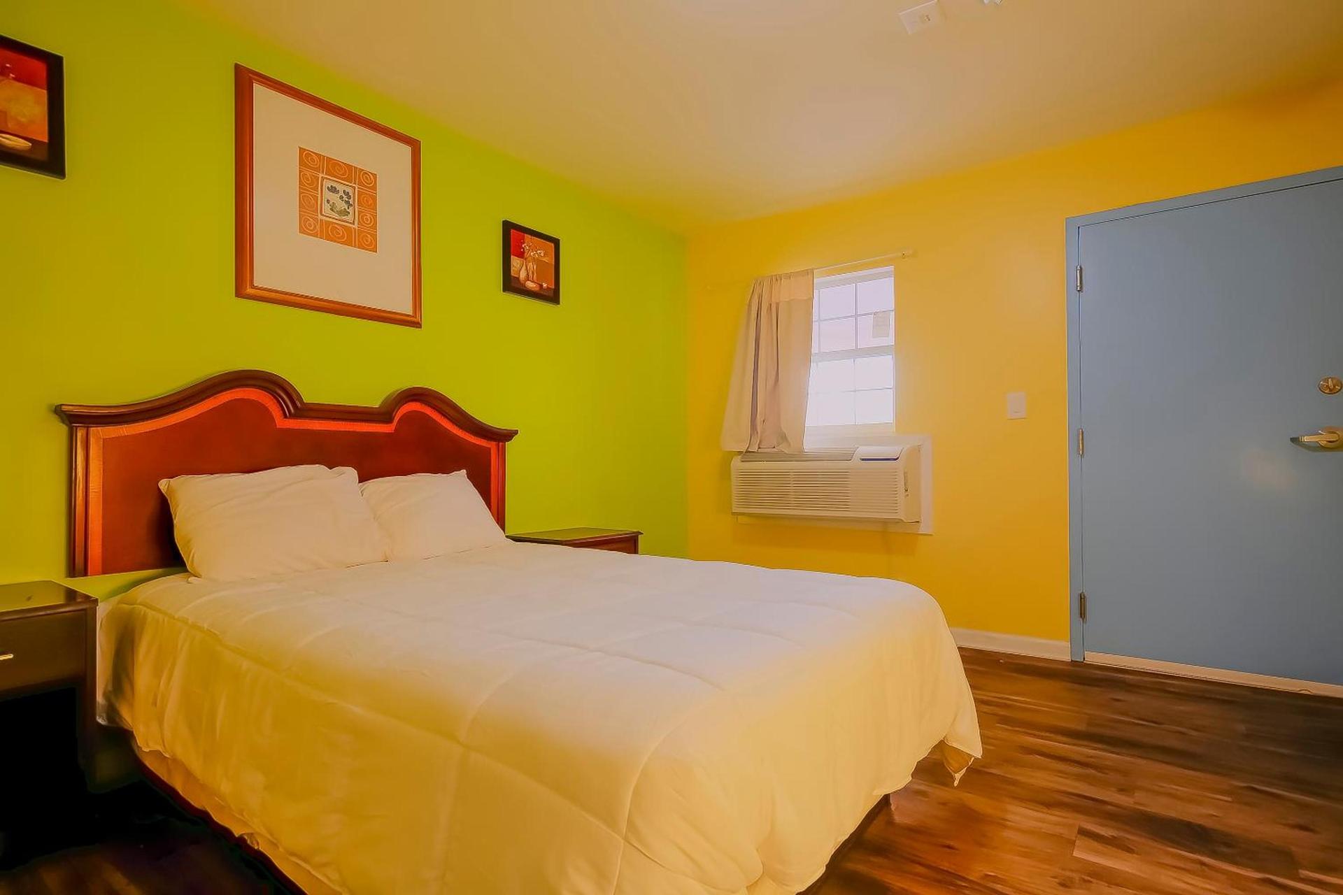 Hotel O Markham IL near Harvey/Tinley Park photo 8
