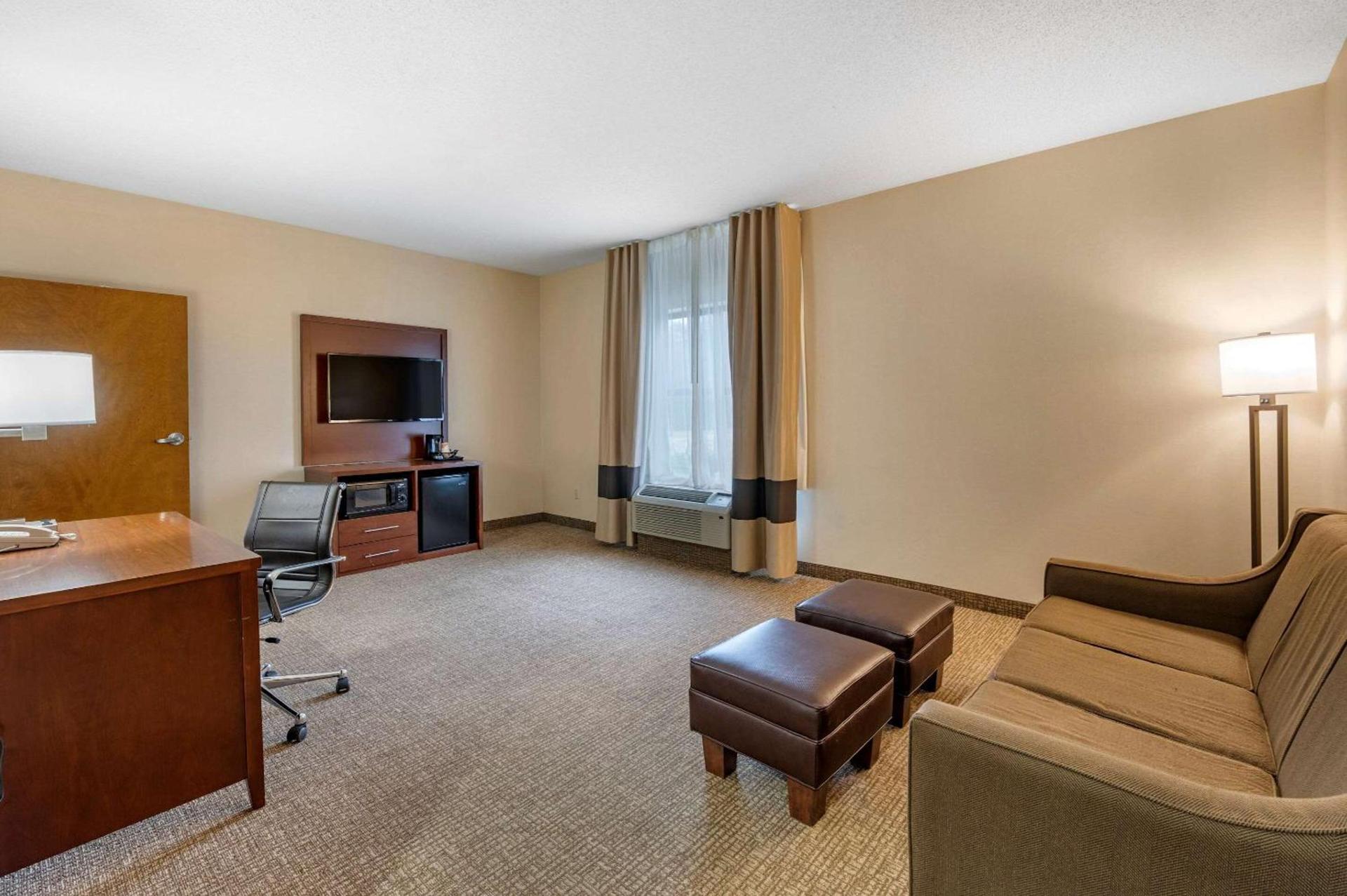 Comfort Inn Louisville Southwest photo 15