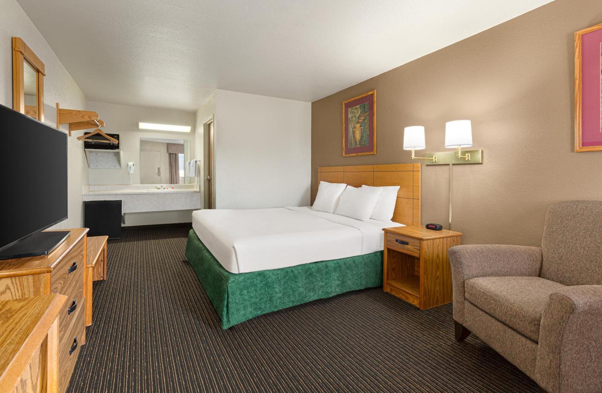 Travelodge by Wyndham Wellington photo 15