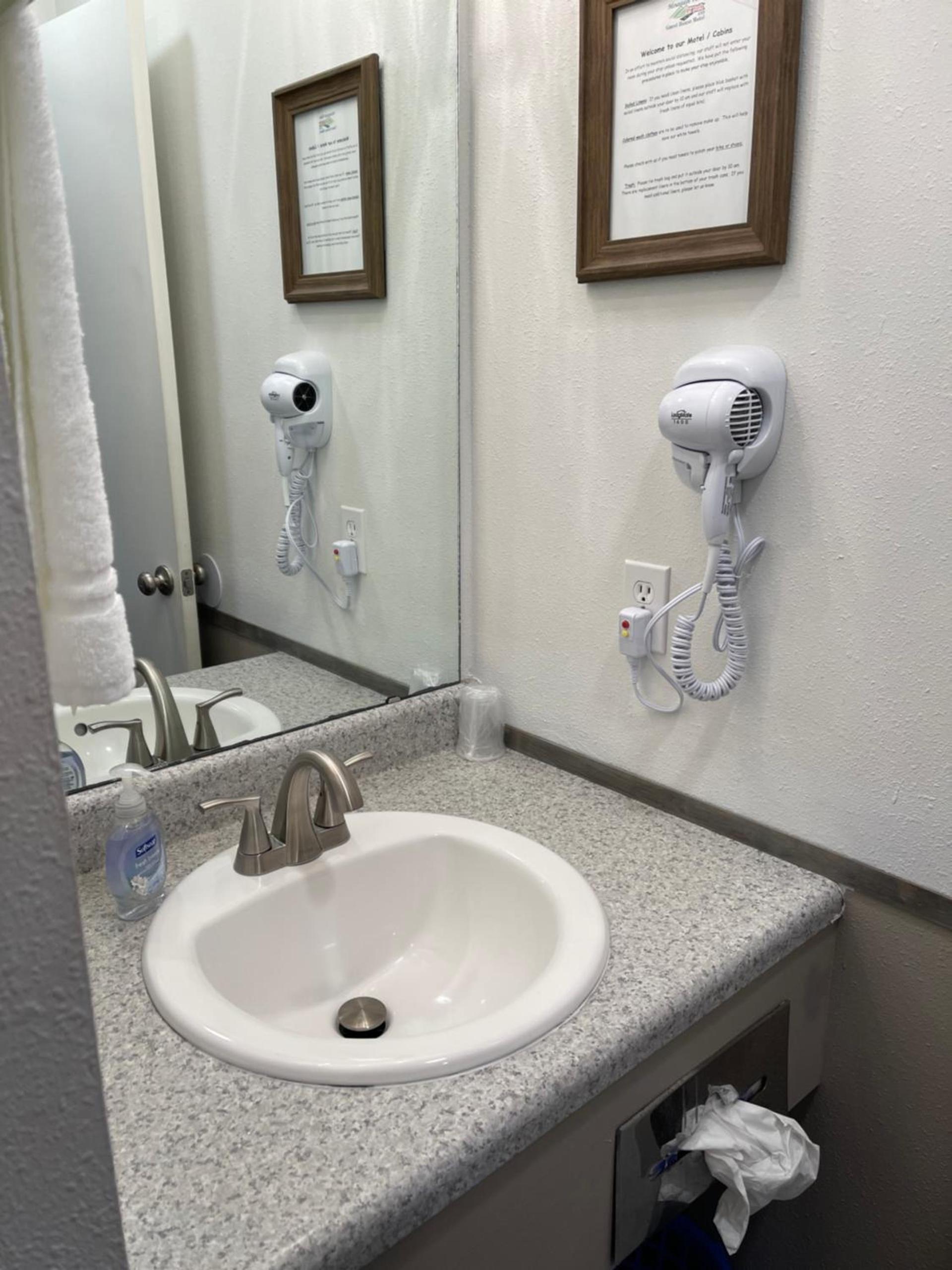 Mountain View Guest Motel photo 68