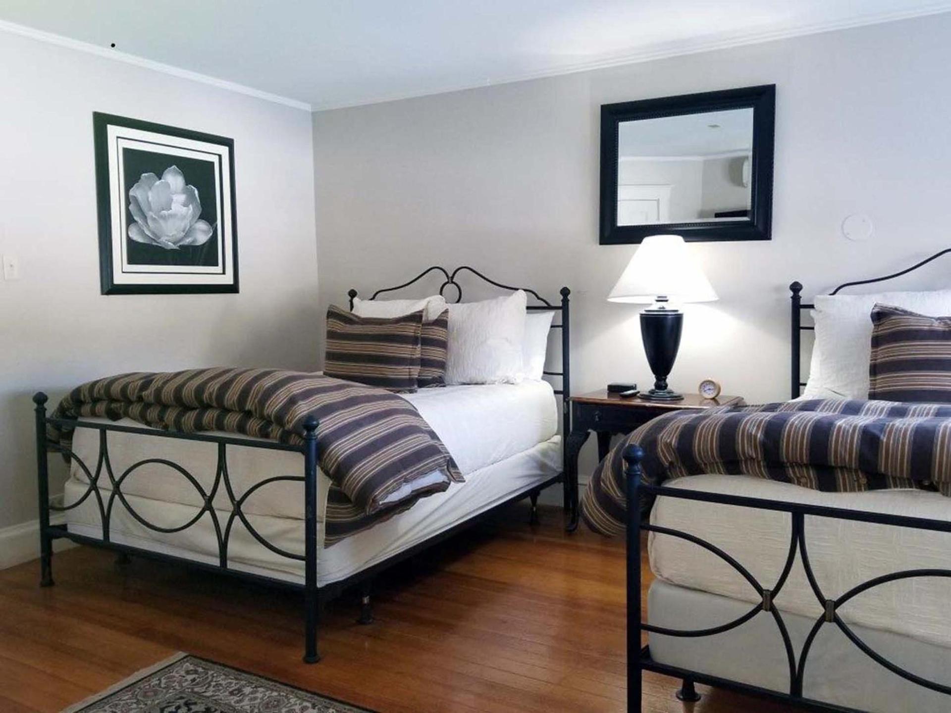 The White House Inn photo 8