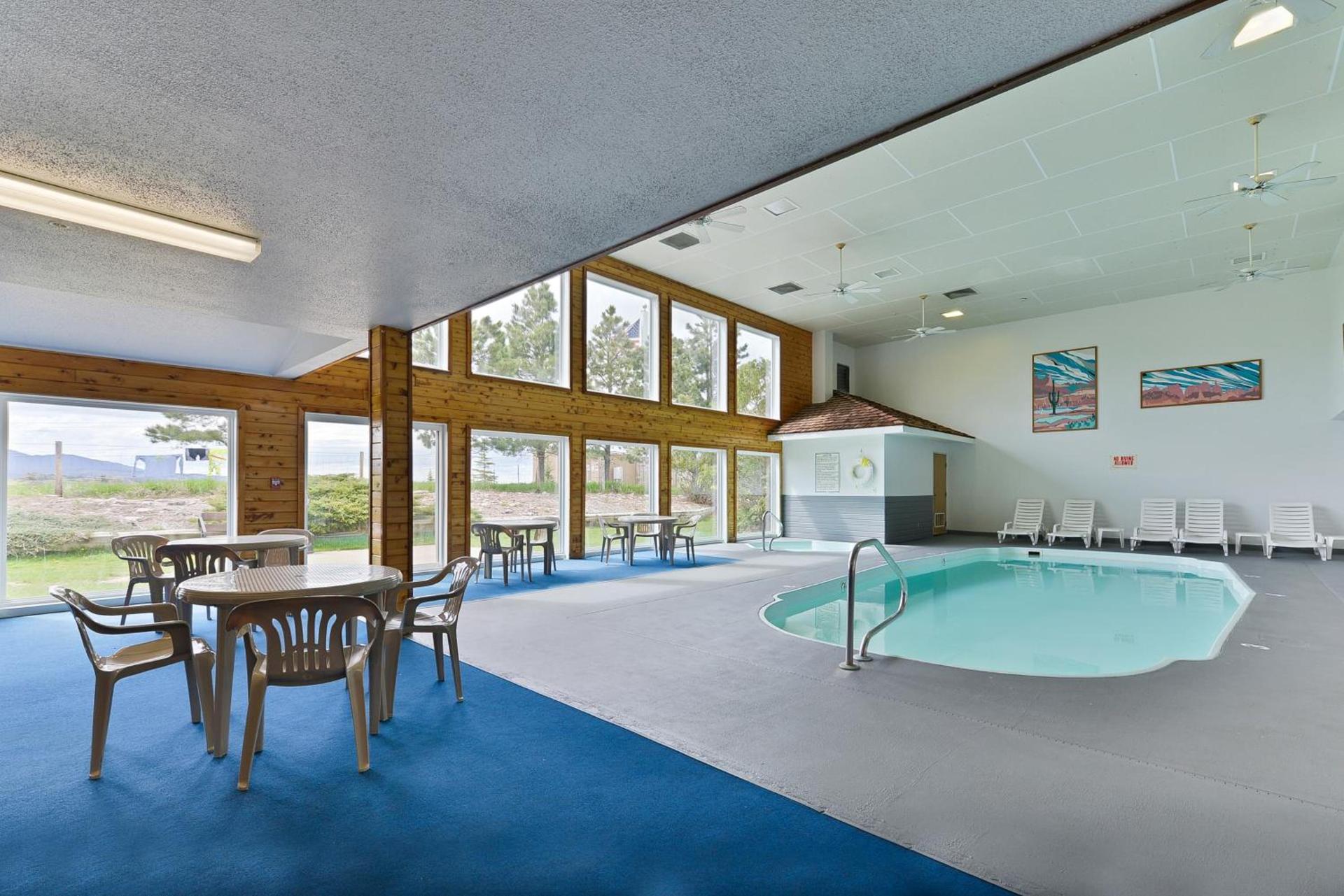 Travelodge by Wyndham Spearfish photo 12