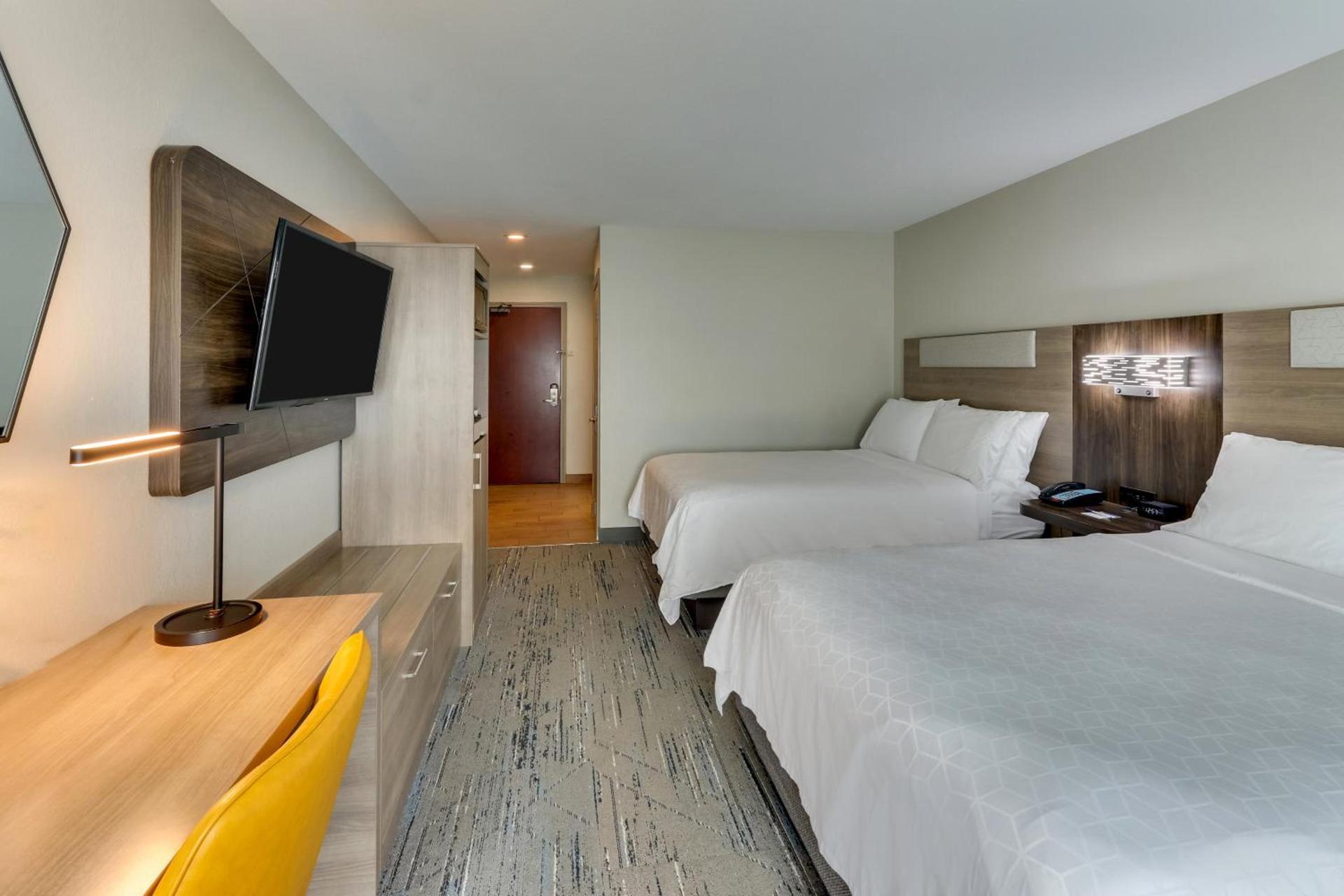 Holiday Inn Express & Suites - Ardmore by IHG photo 40