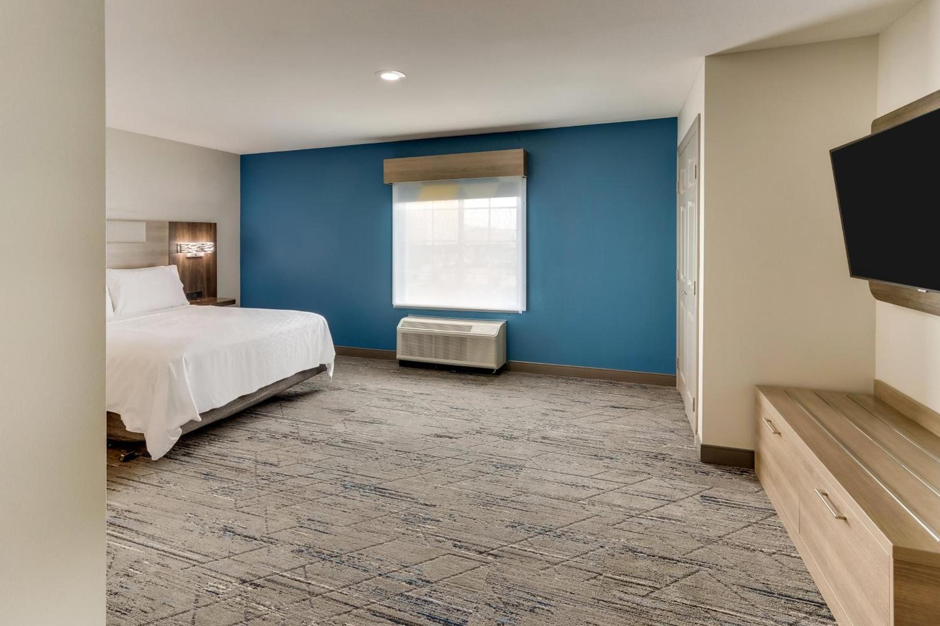 Holiday Inn Express & Suites - Ardmore by IHG photo 51