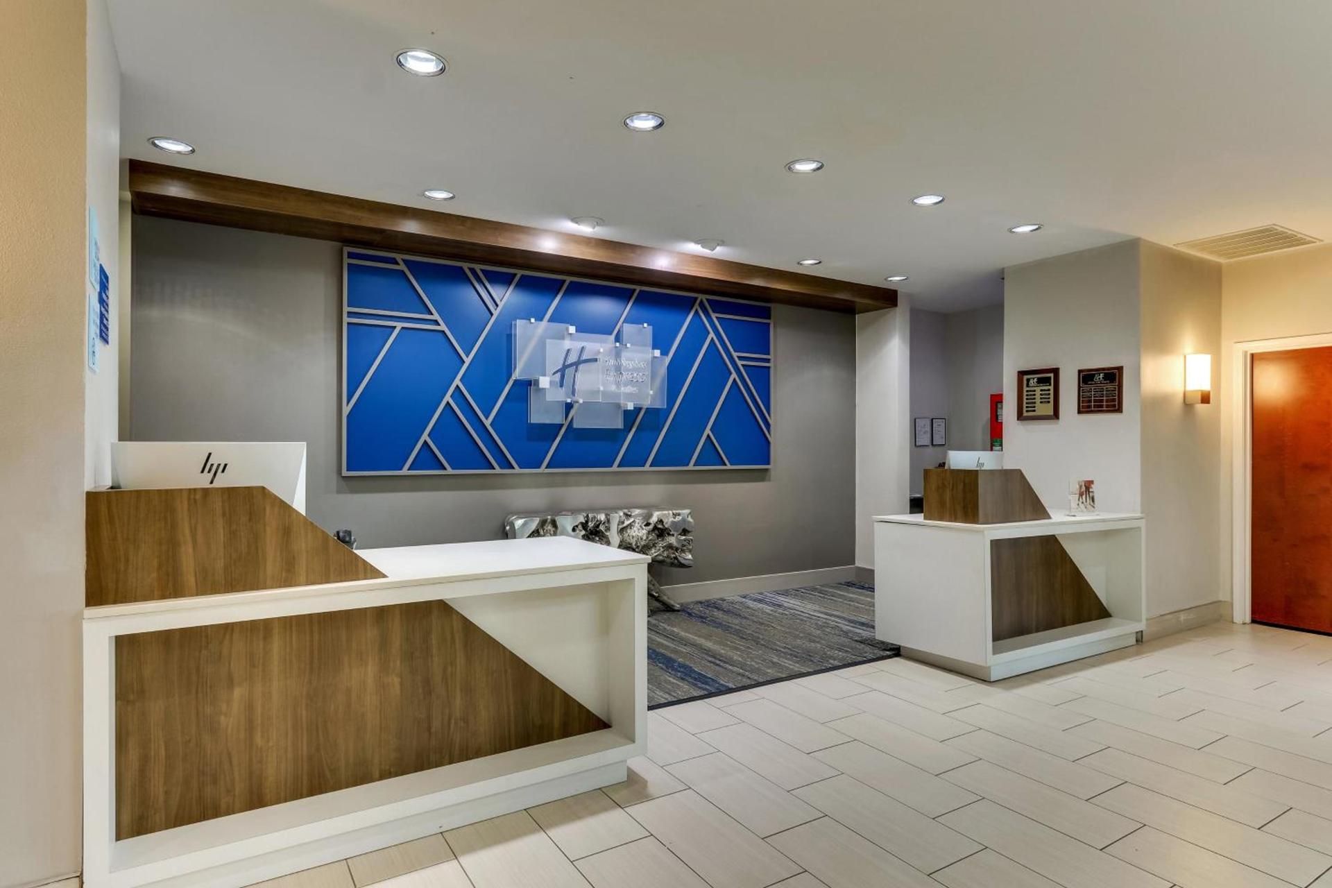 Holiday Inn Express & Suites - Ardmore by IHG photo 23