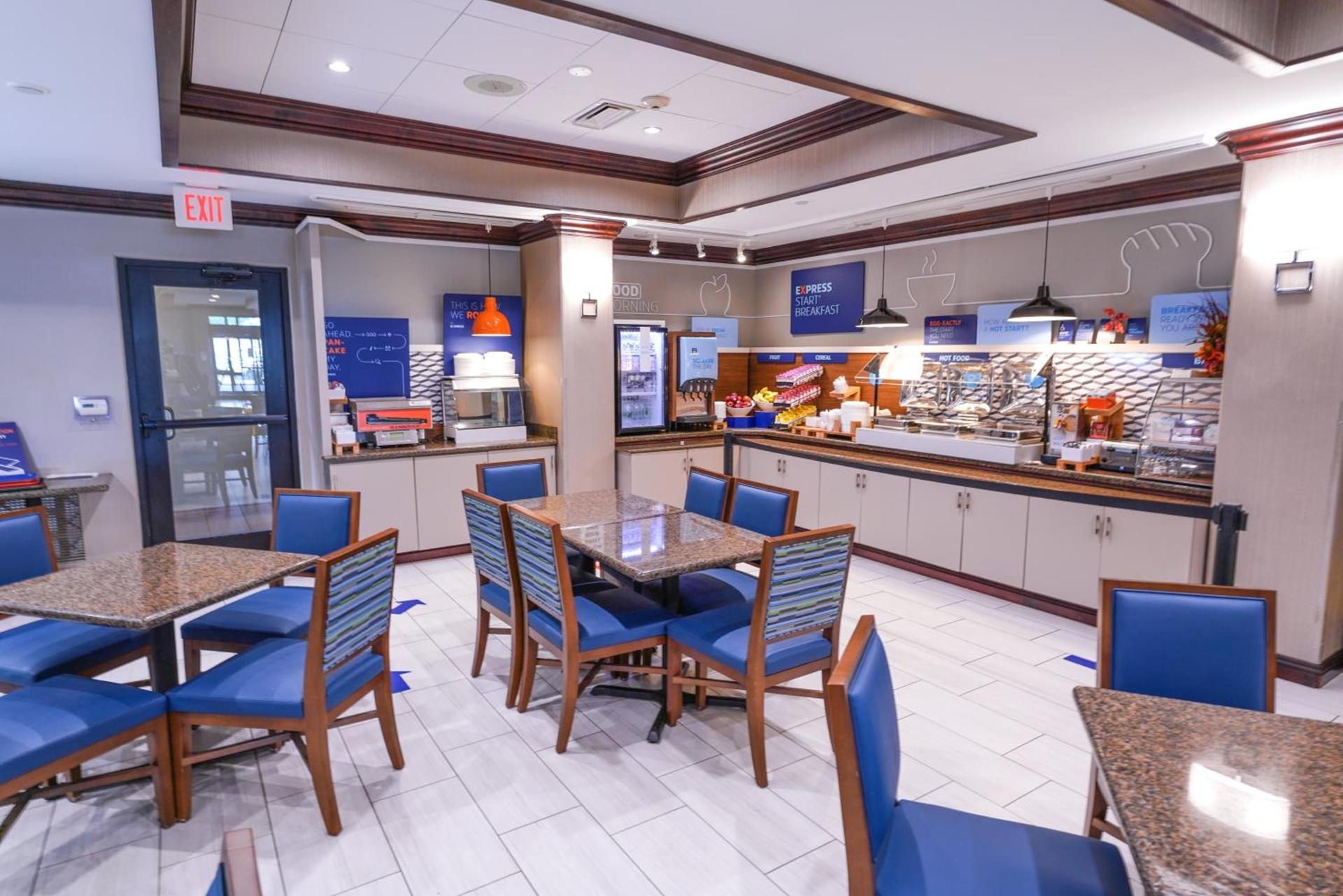 Holiday Inn Express and Suites Springfield Medical District by IHG photo 19
