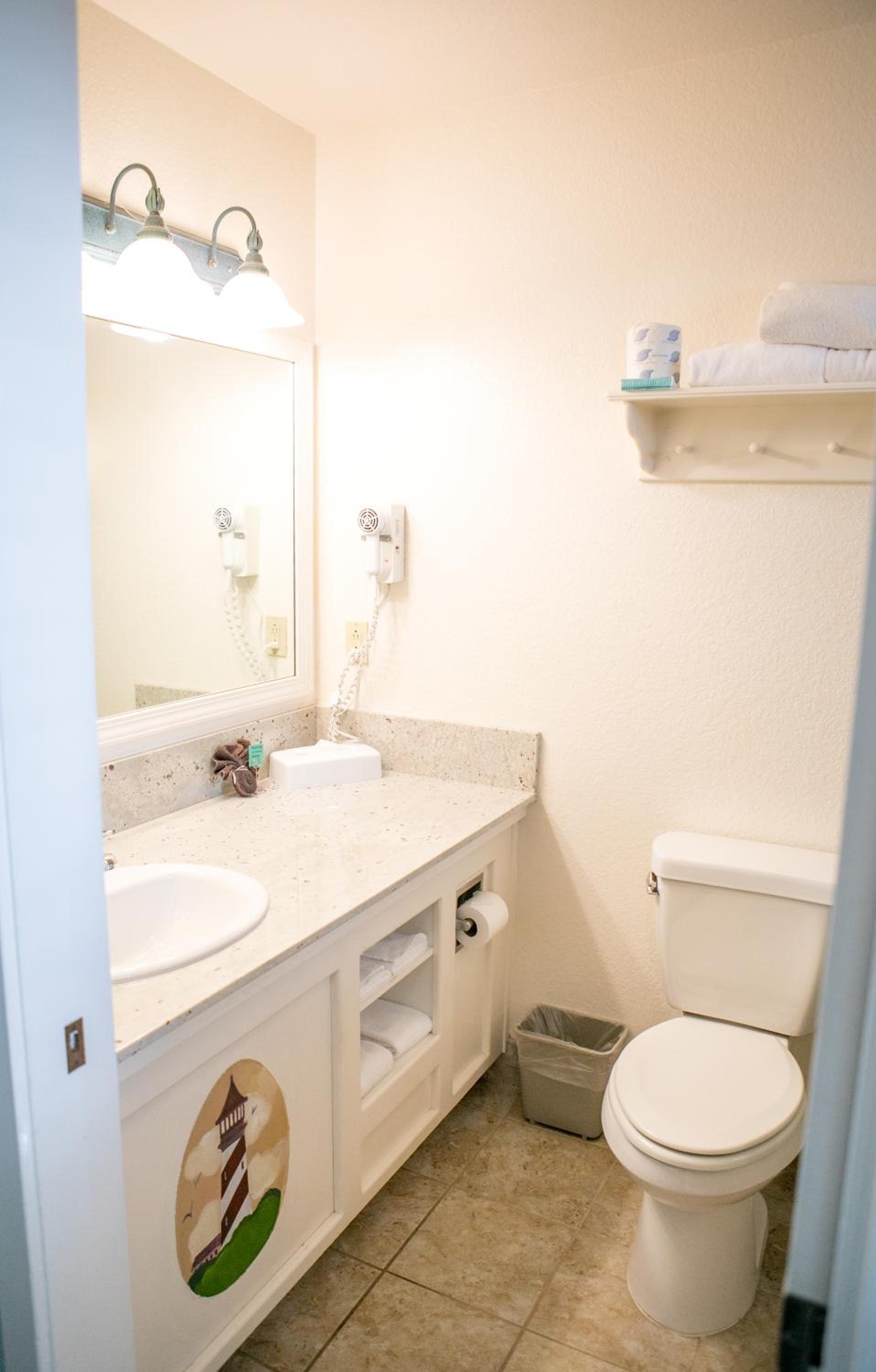 Sea Otter Inn photo 11