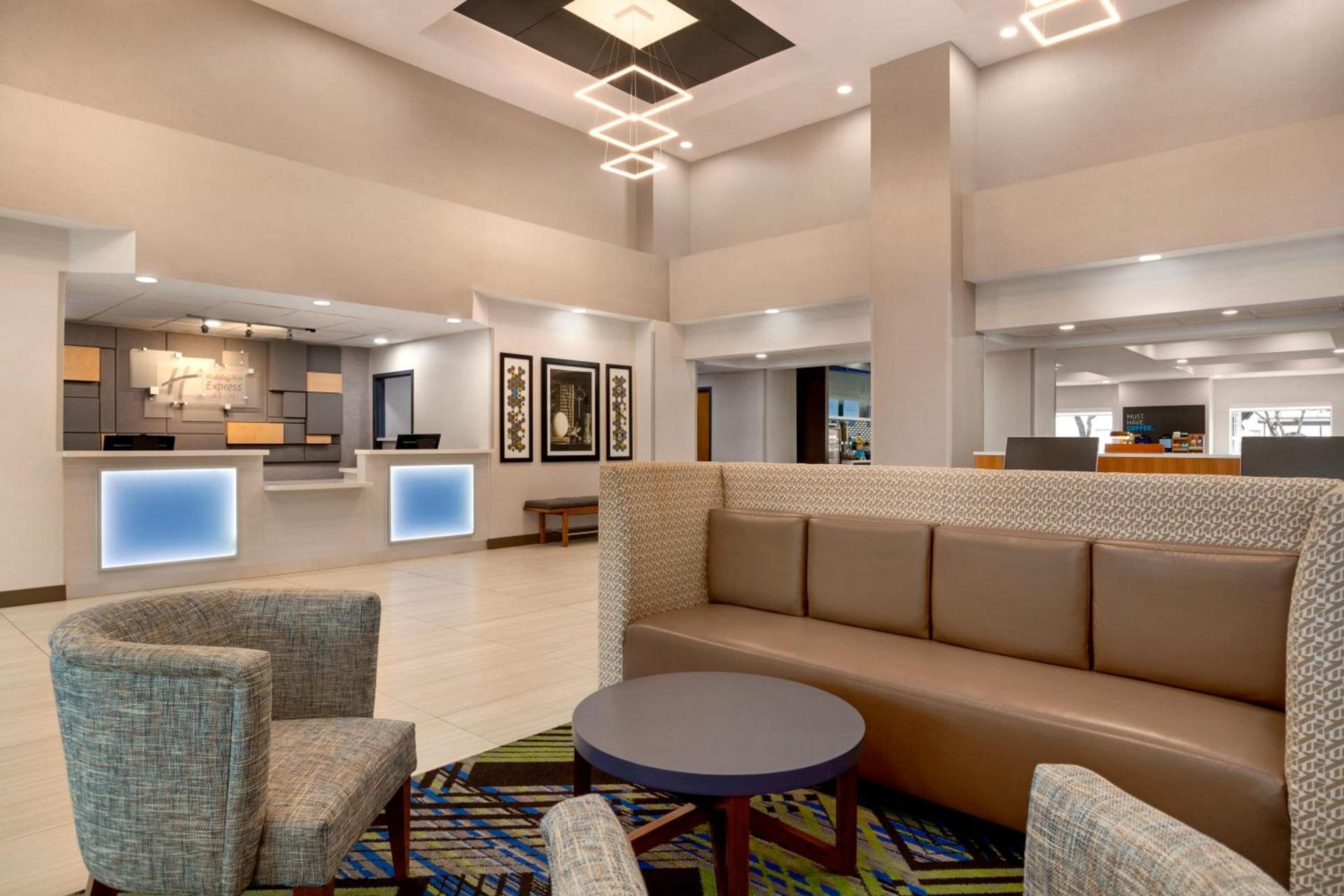 Holiday Inn Express & Suites Pembroke Pines-Sheridan St by IHG photo 19