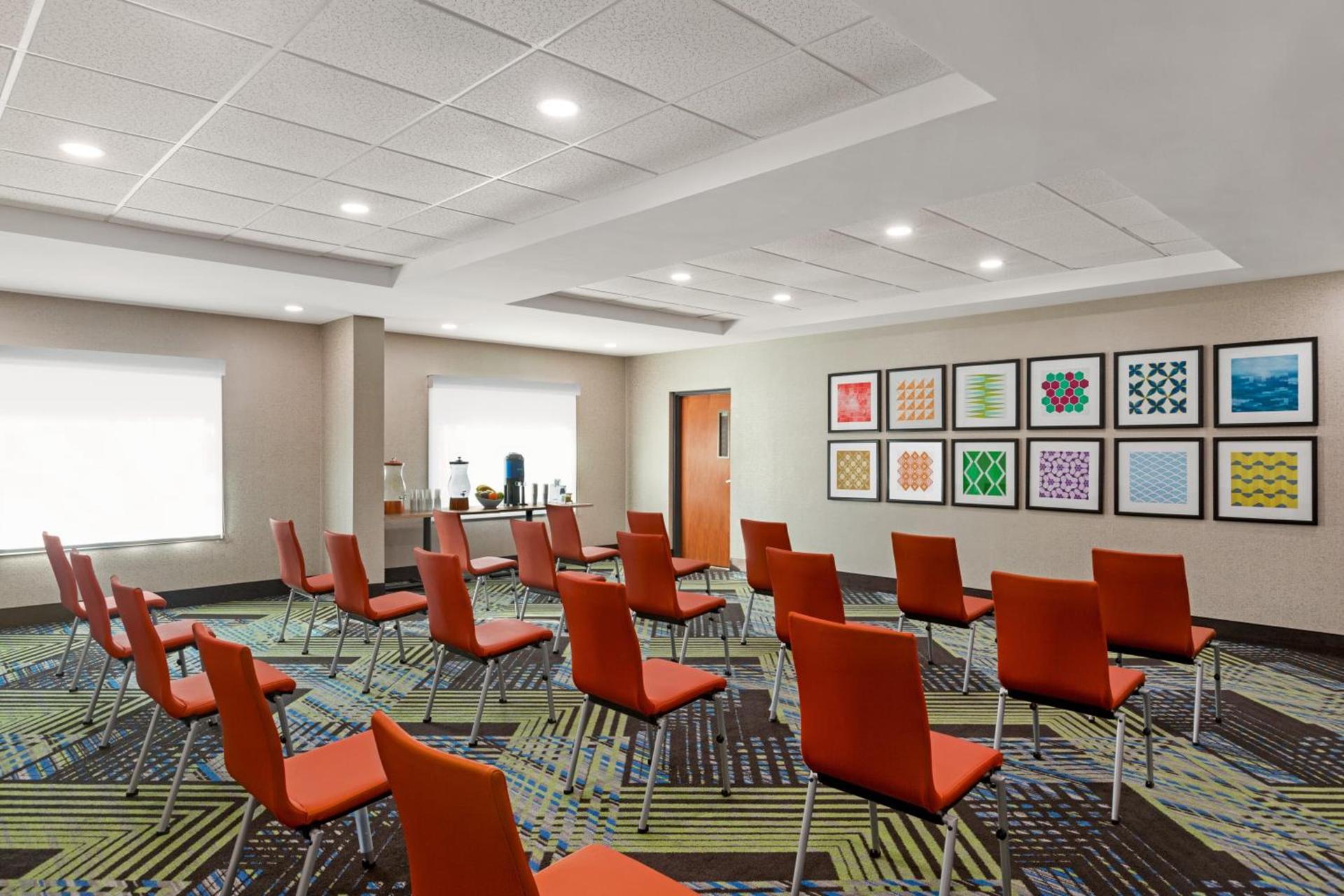 Holiday Inn Express & Suites Pembroke Pines-Sheridan St by IHG photo 23