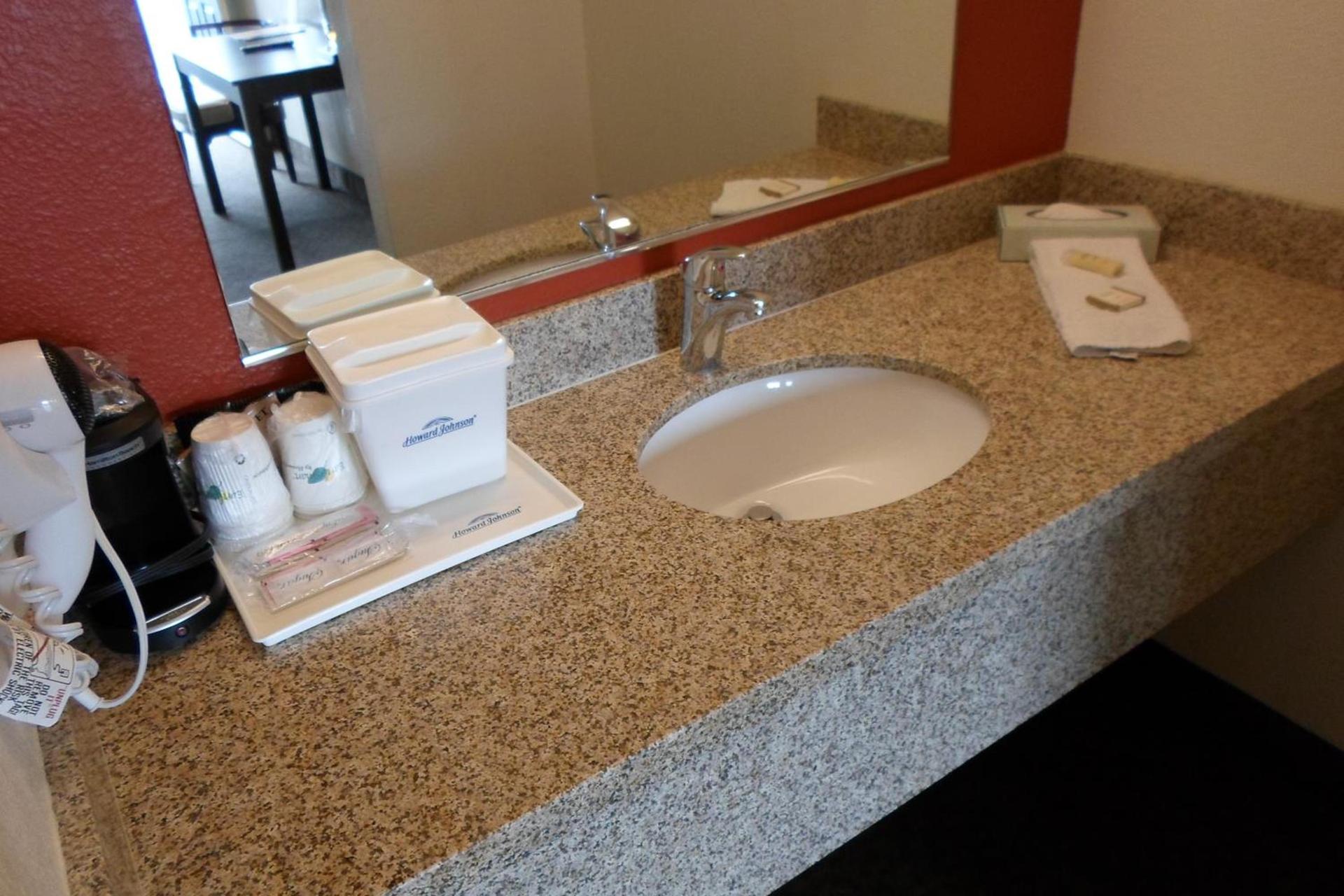Motel 6 Las Vegas, NV - Strip photo 6