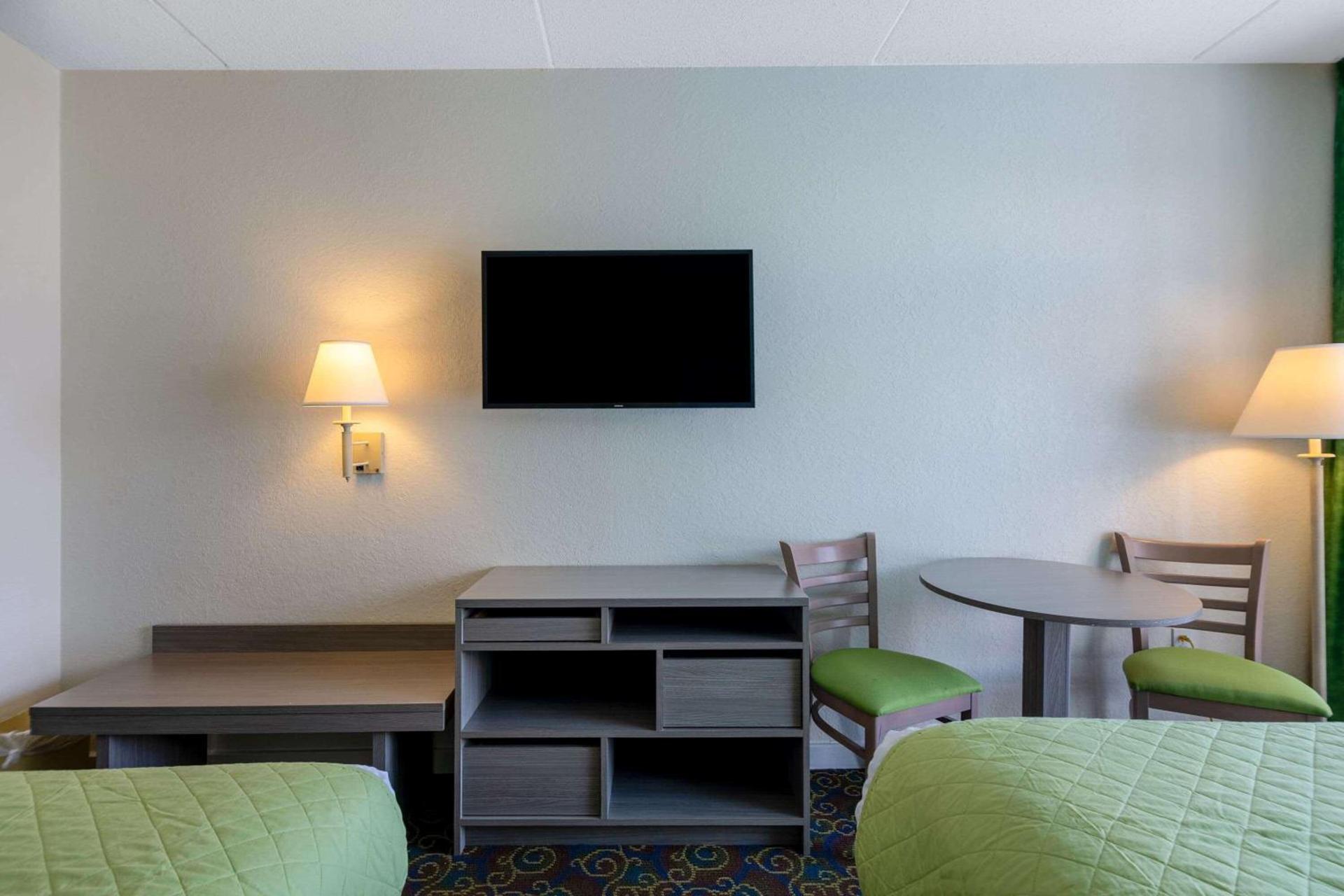 Travelodge by Wyndham Outer Banks/Kill Devil Hills photo 14