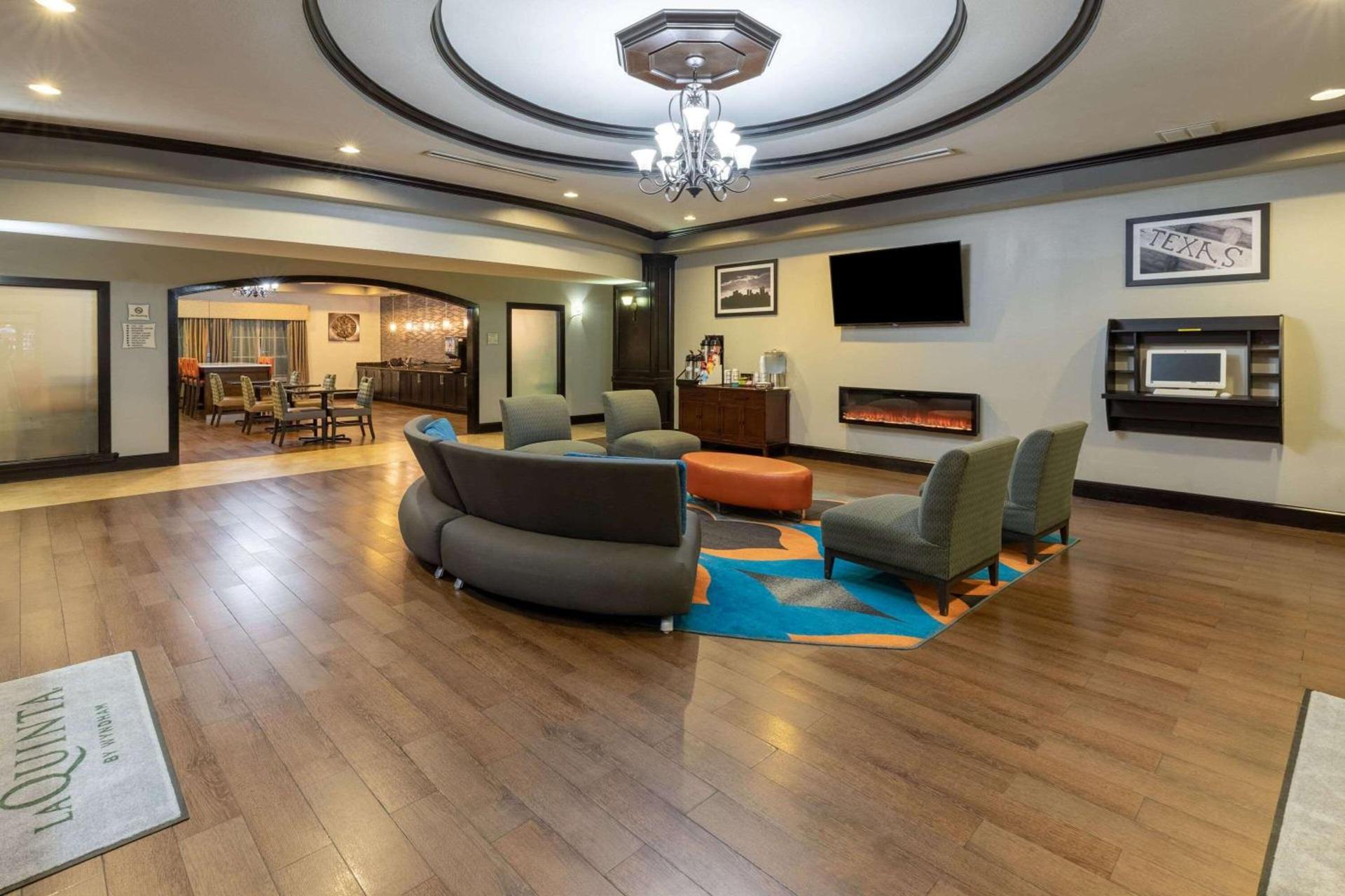 La Quinta by Wyndham Fort Worth - Lake Worth photo 13