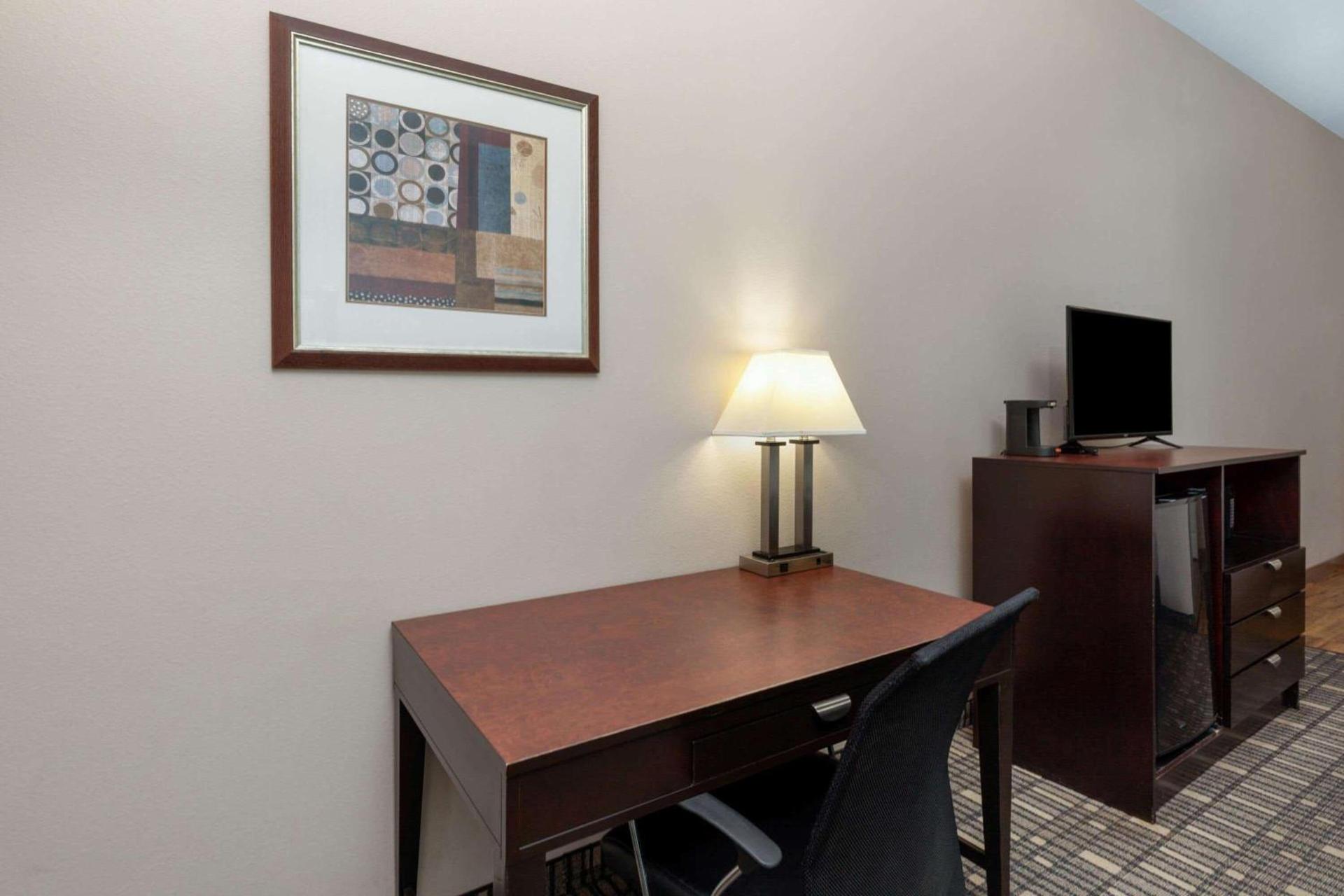 La Quinta by Wyndham Fort Worth - Lake Worth photo 47