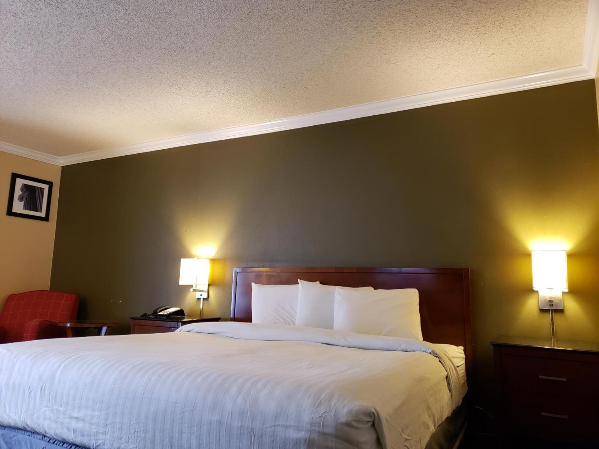 Extend-a-Suites - Extended Stay, I-40 Amarillo West photo 34