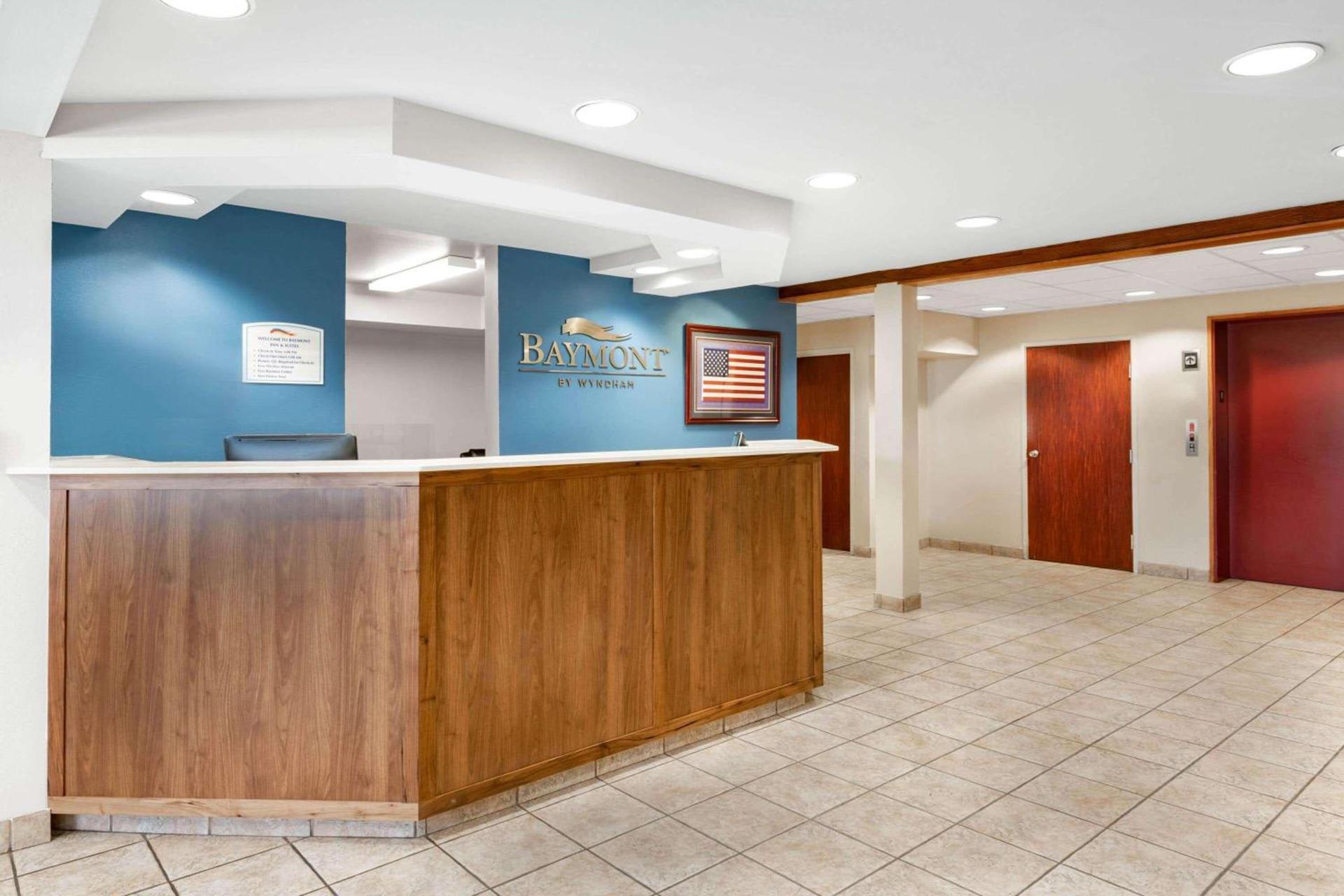 Baymont by Wyndham Farmington photo 4