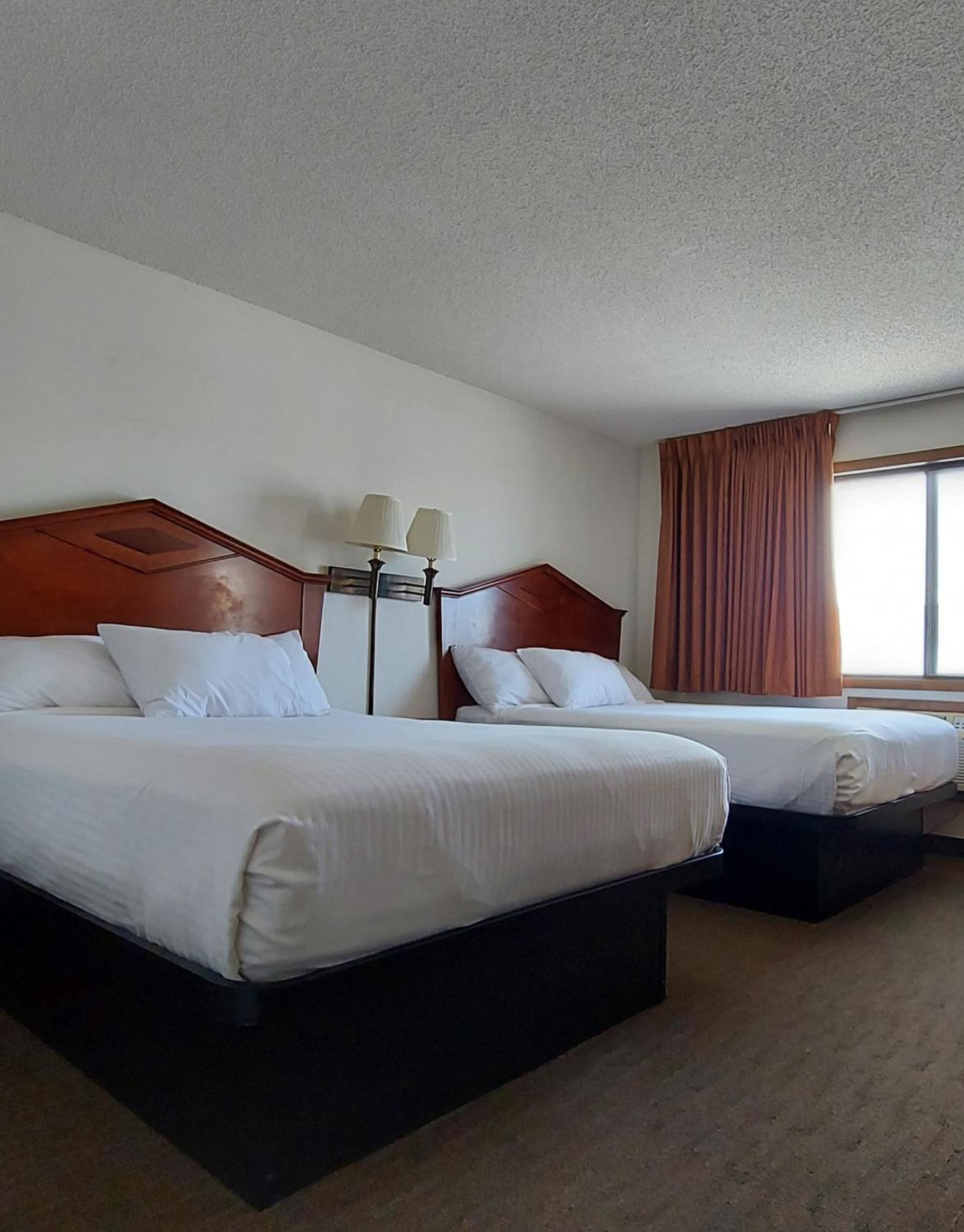 Days Inn by Wyndham Willmar photo 29