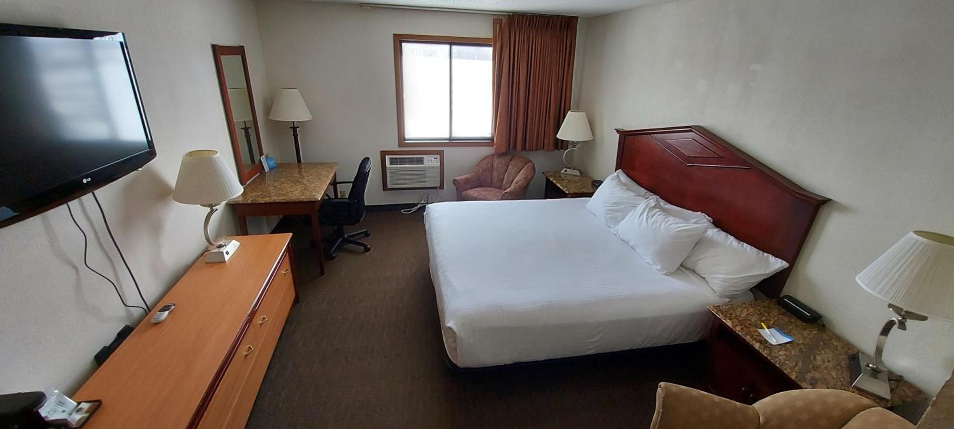Days Inn by Wyndham Willmar photo 23