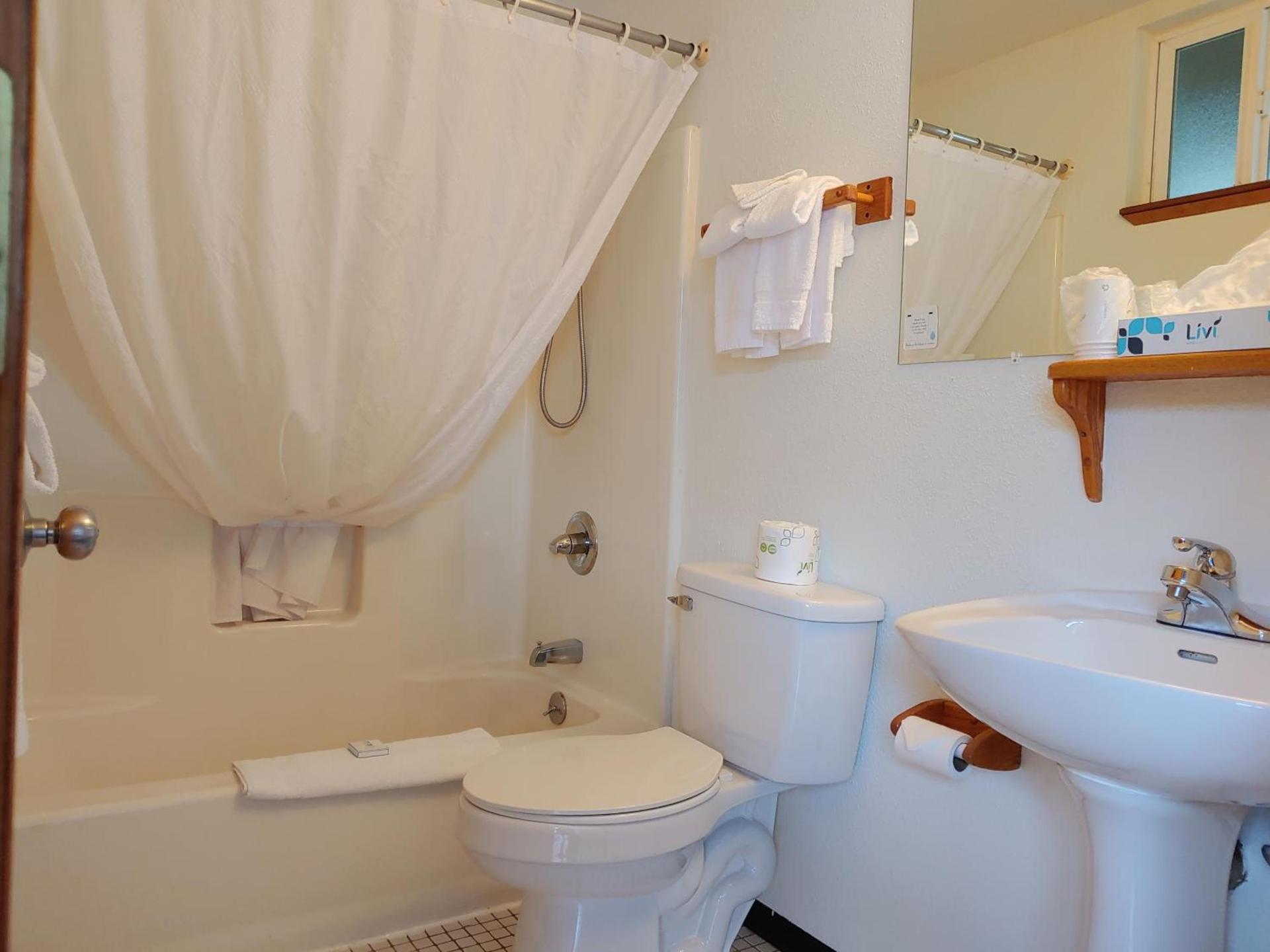 The Dublin House Motel photo 15