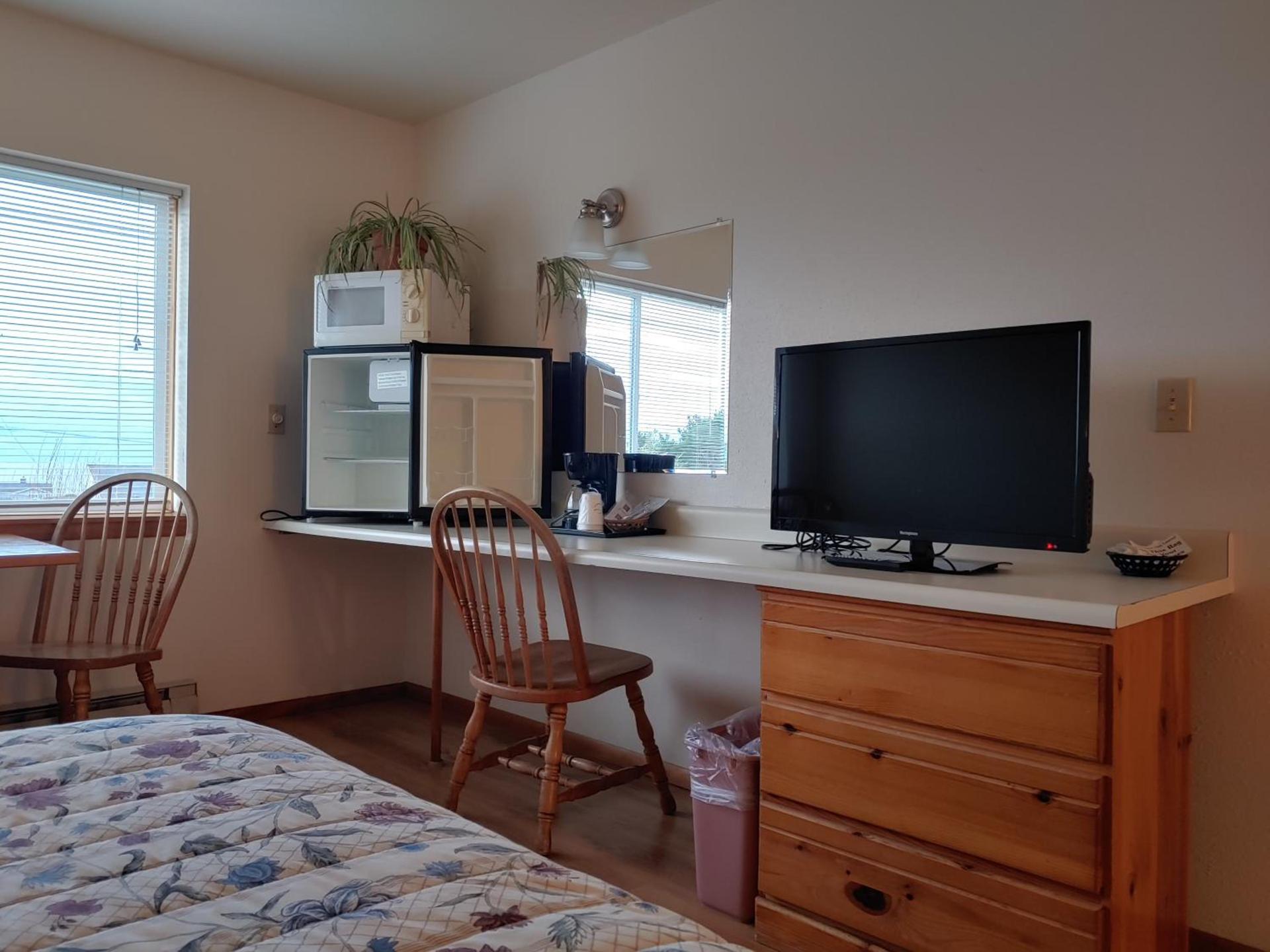 The Dublin House Motel photo 38