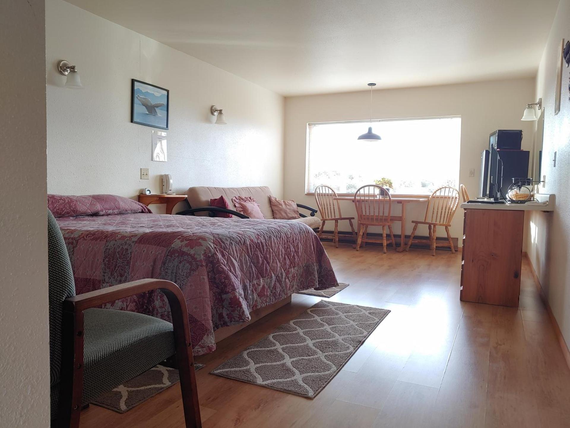 The Dublin House Motel photo 44