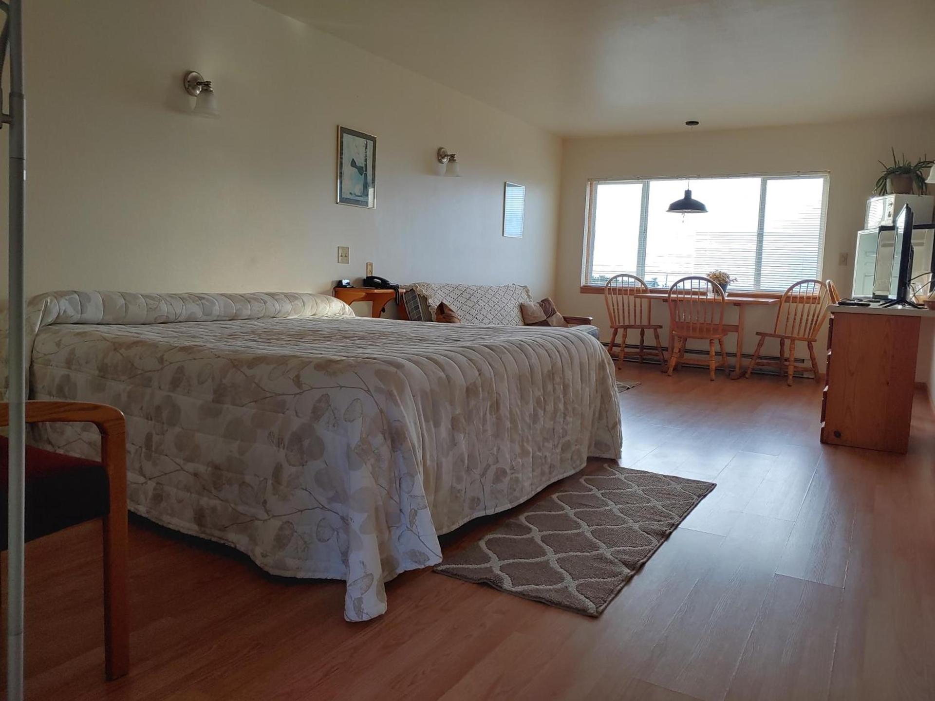 The Dublin House Motel photo 91