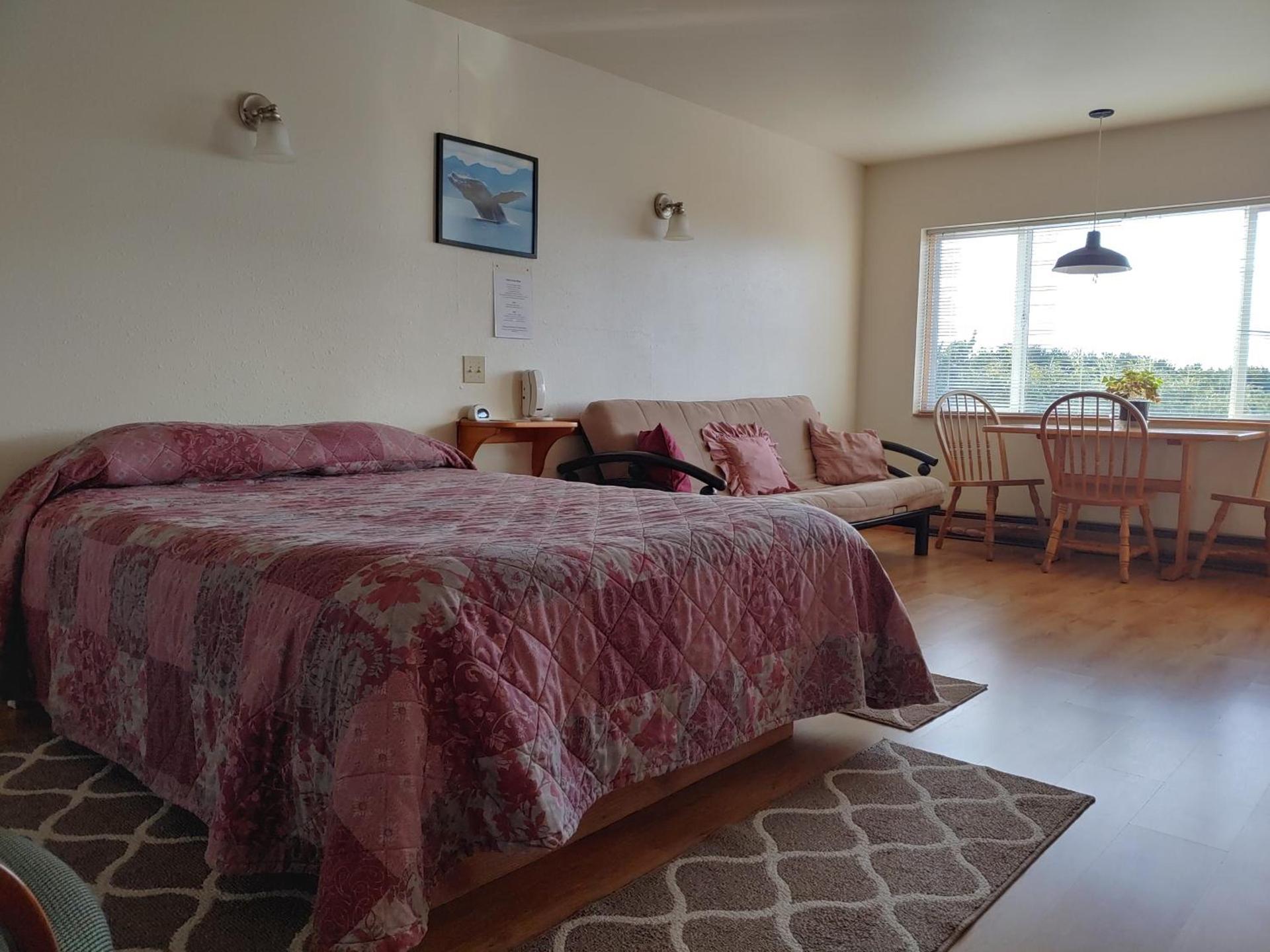 The Dublin House Motel photo 74