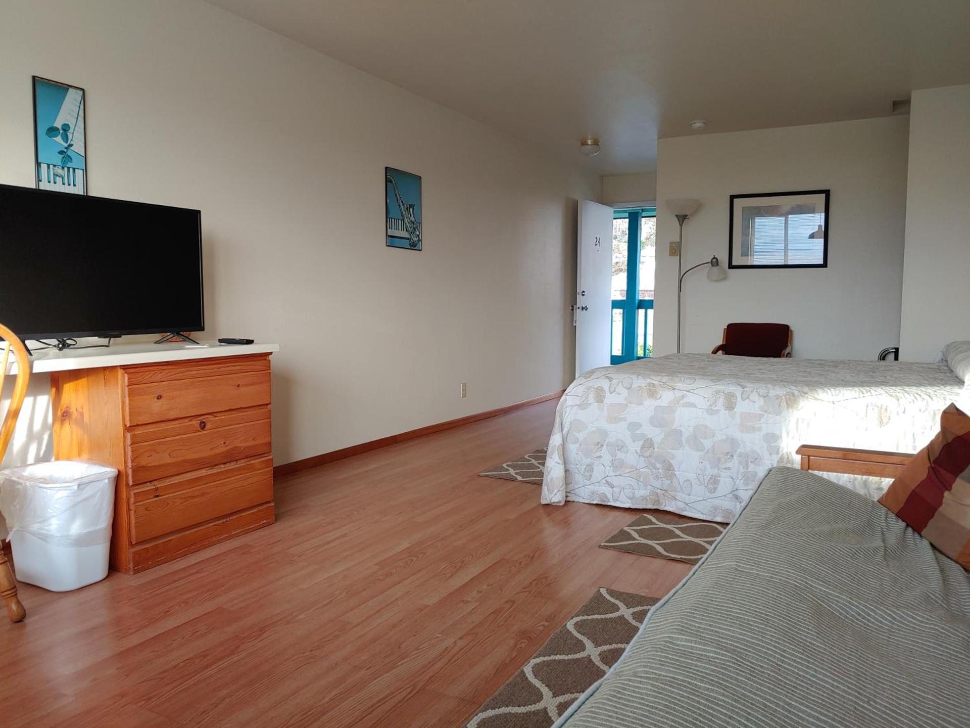 The Dublin House Motel photo 11