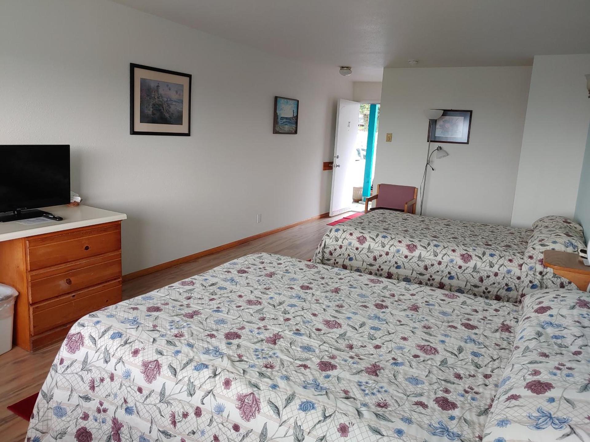 The Dublin House Motel photo 29