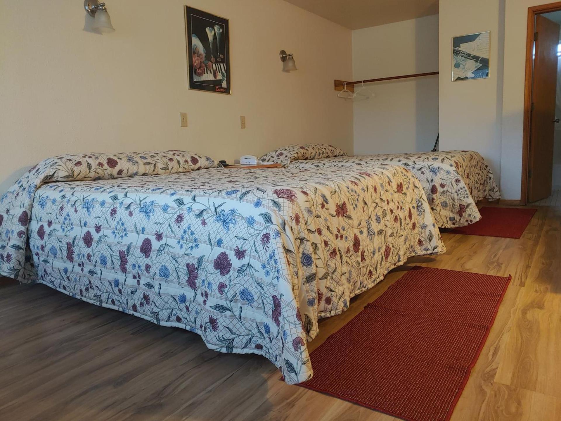 The Dublin House Motel photo 78