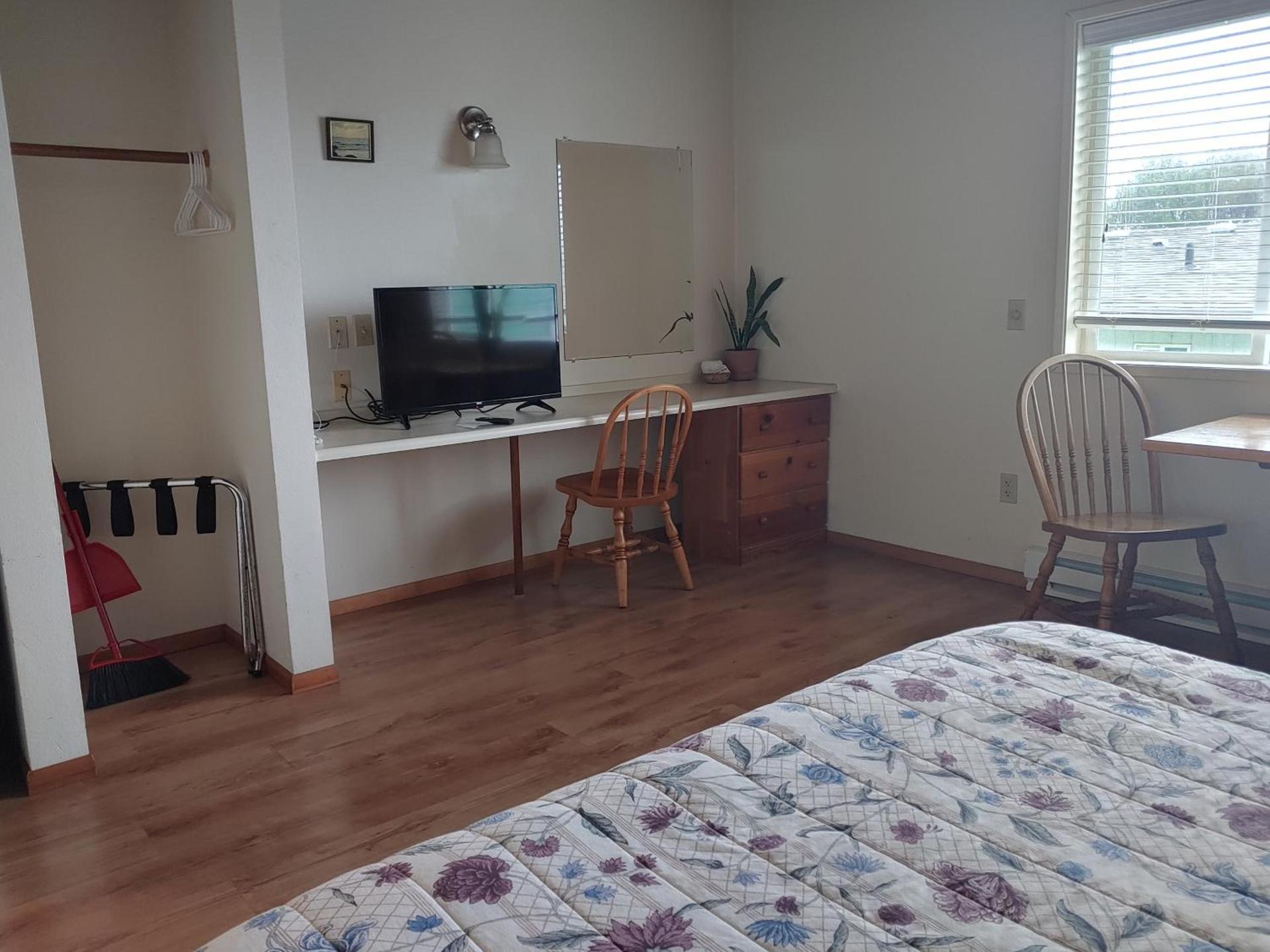 The Dublin House Motel photo 46