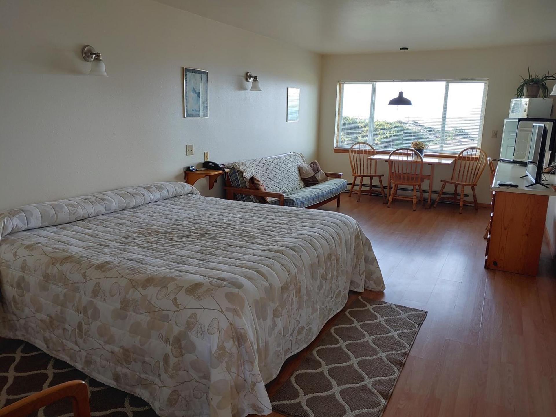 The Dublin House Motel photo 16