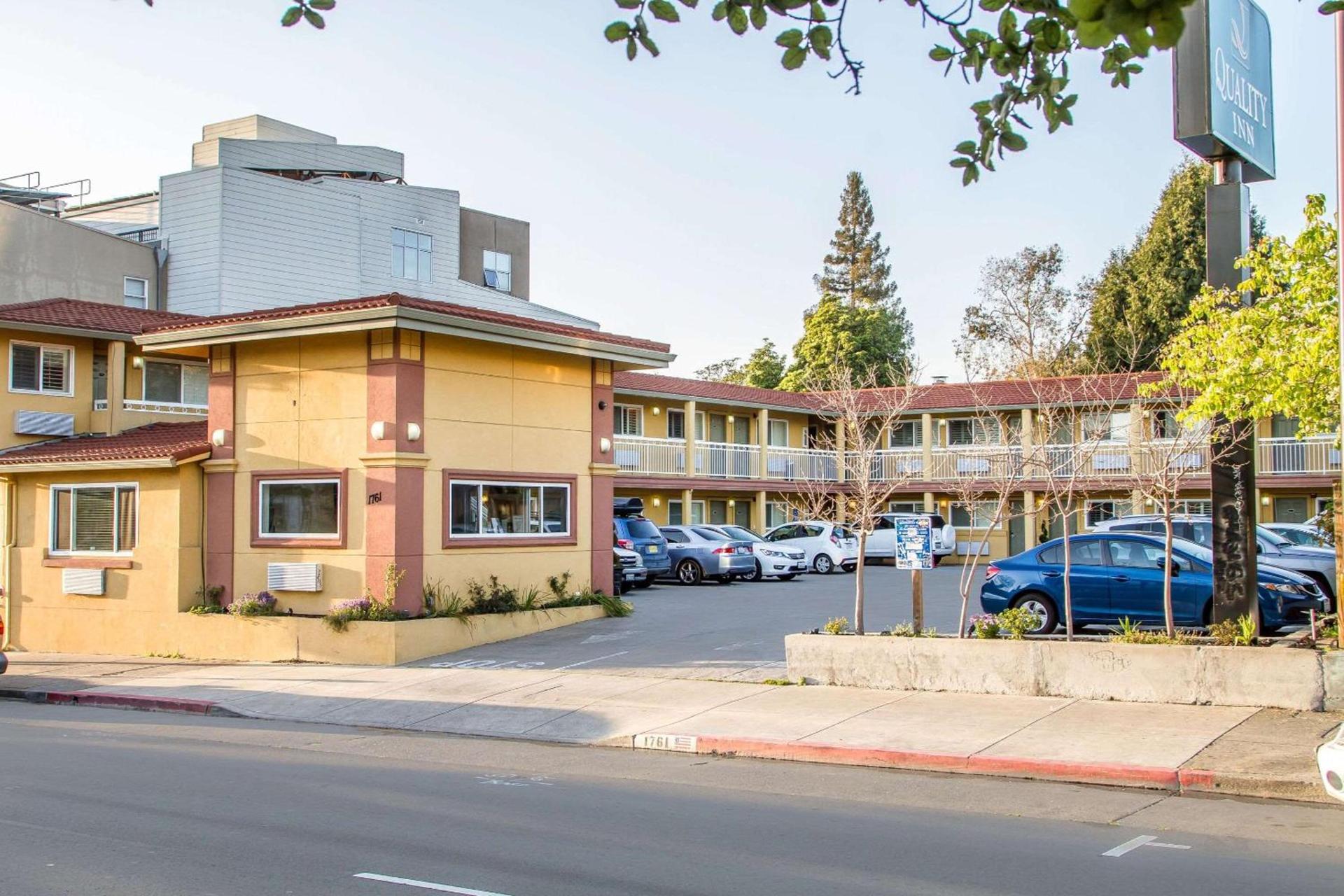 Signature Inn Berkeley — hotel in Berkeley