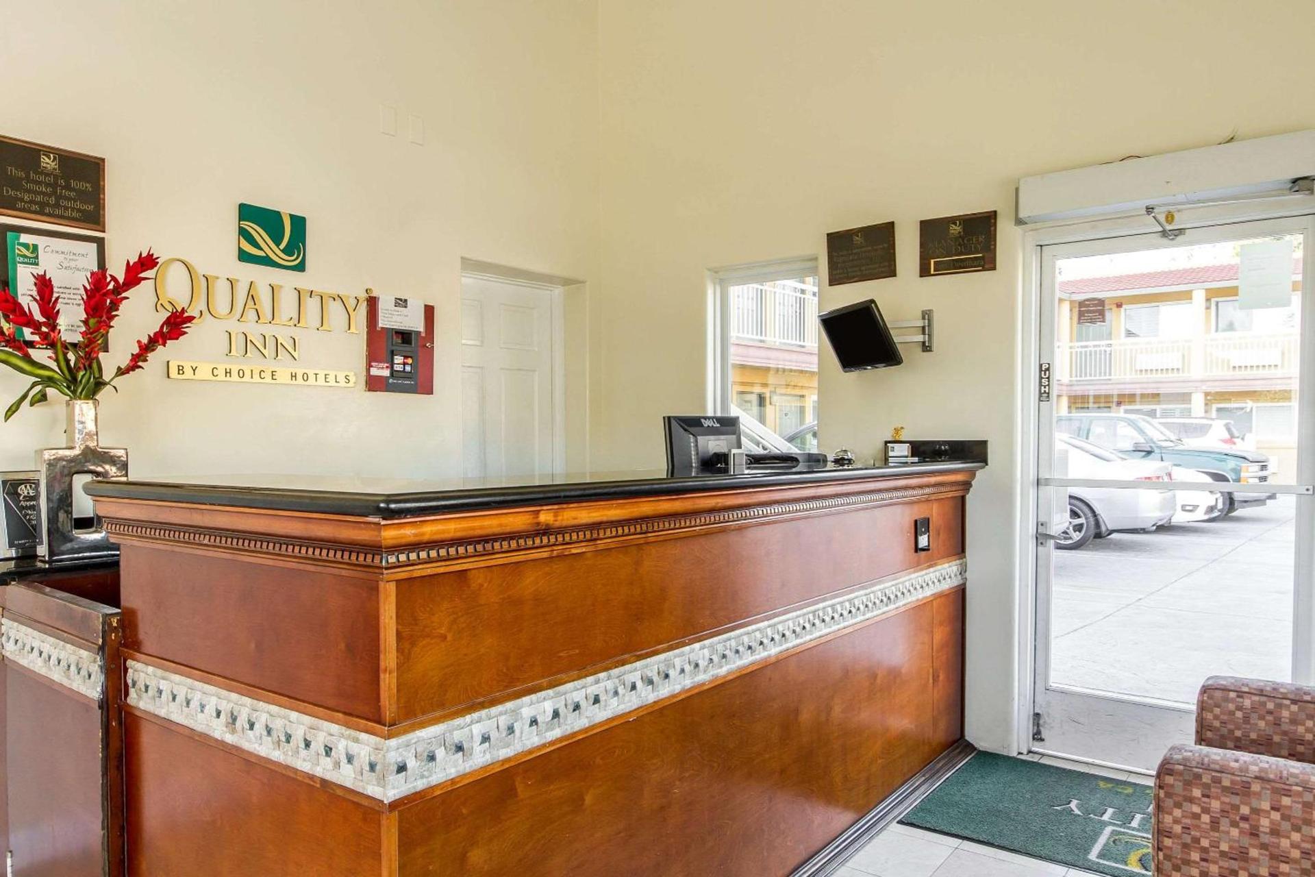 Signature Inn Berkeley photo 5