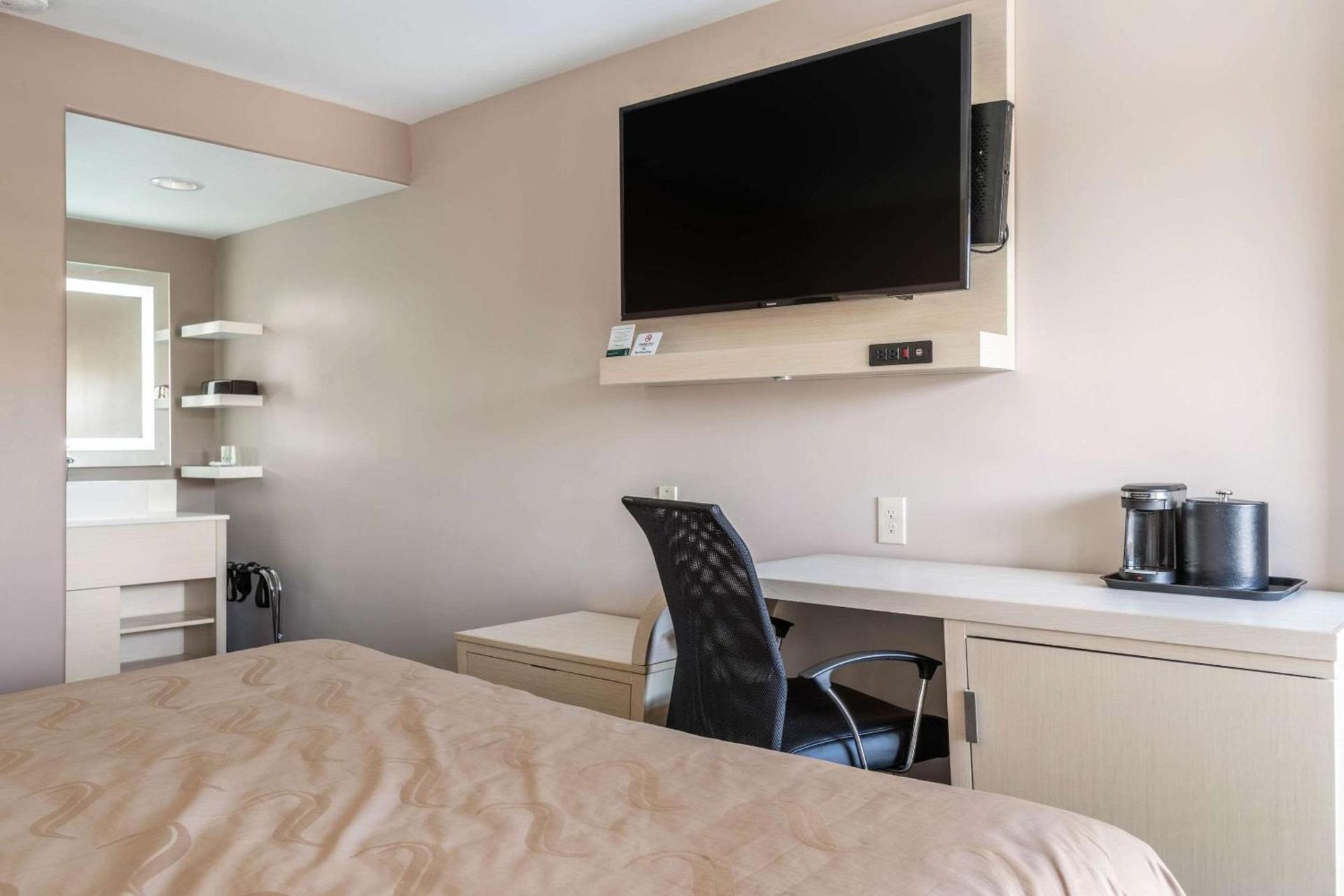 Signature Inn Berkeley photo 15